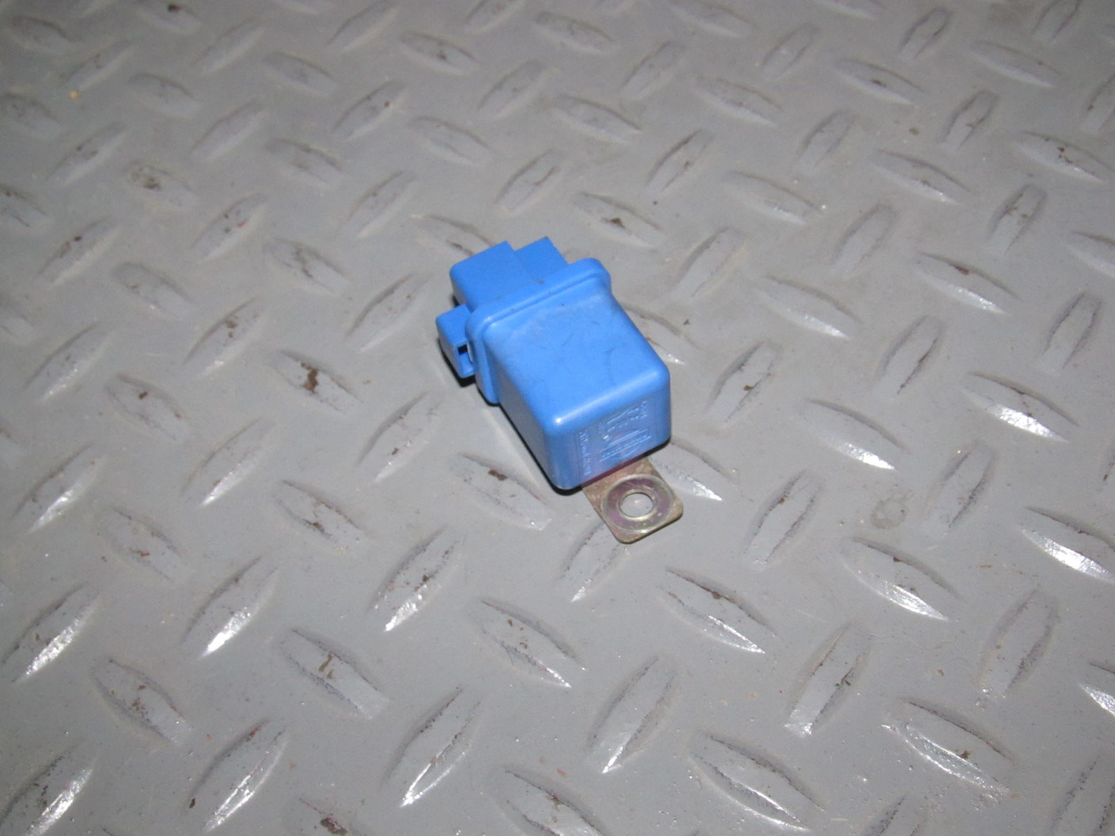 90 91 92 93 94 95 96 Nissan 300zx OEM 25230-C9980 Relay