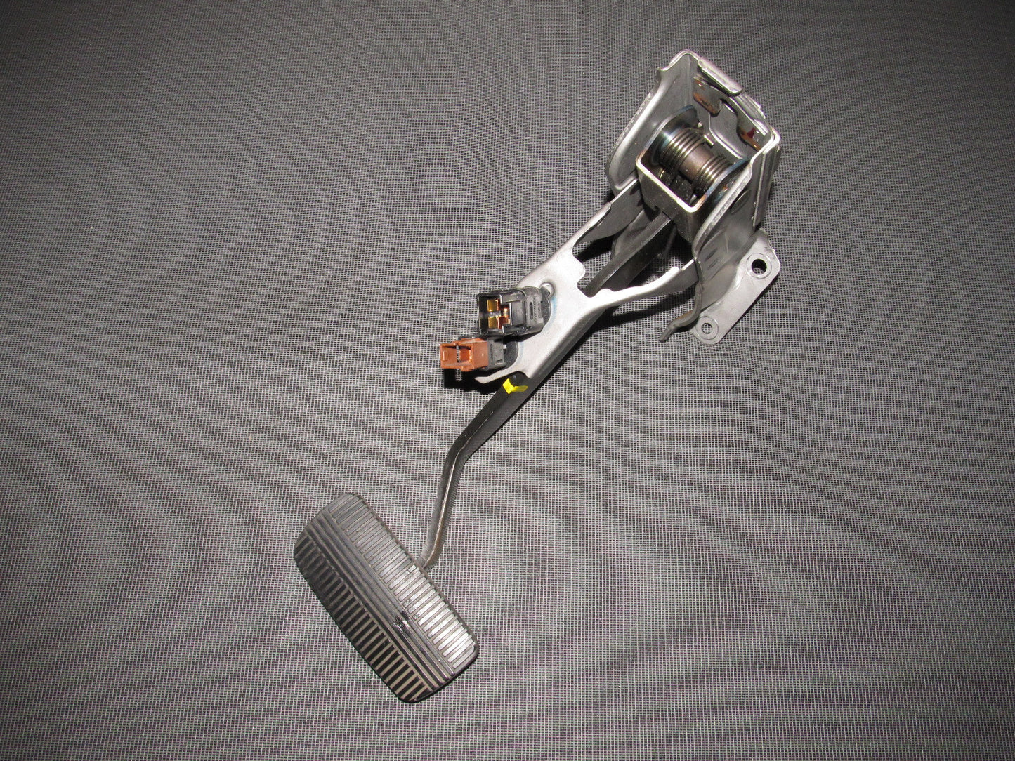 03 04 Infiniti G35 Sedan OEM AT Brake Pedal