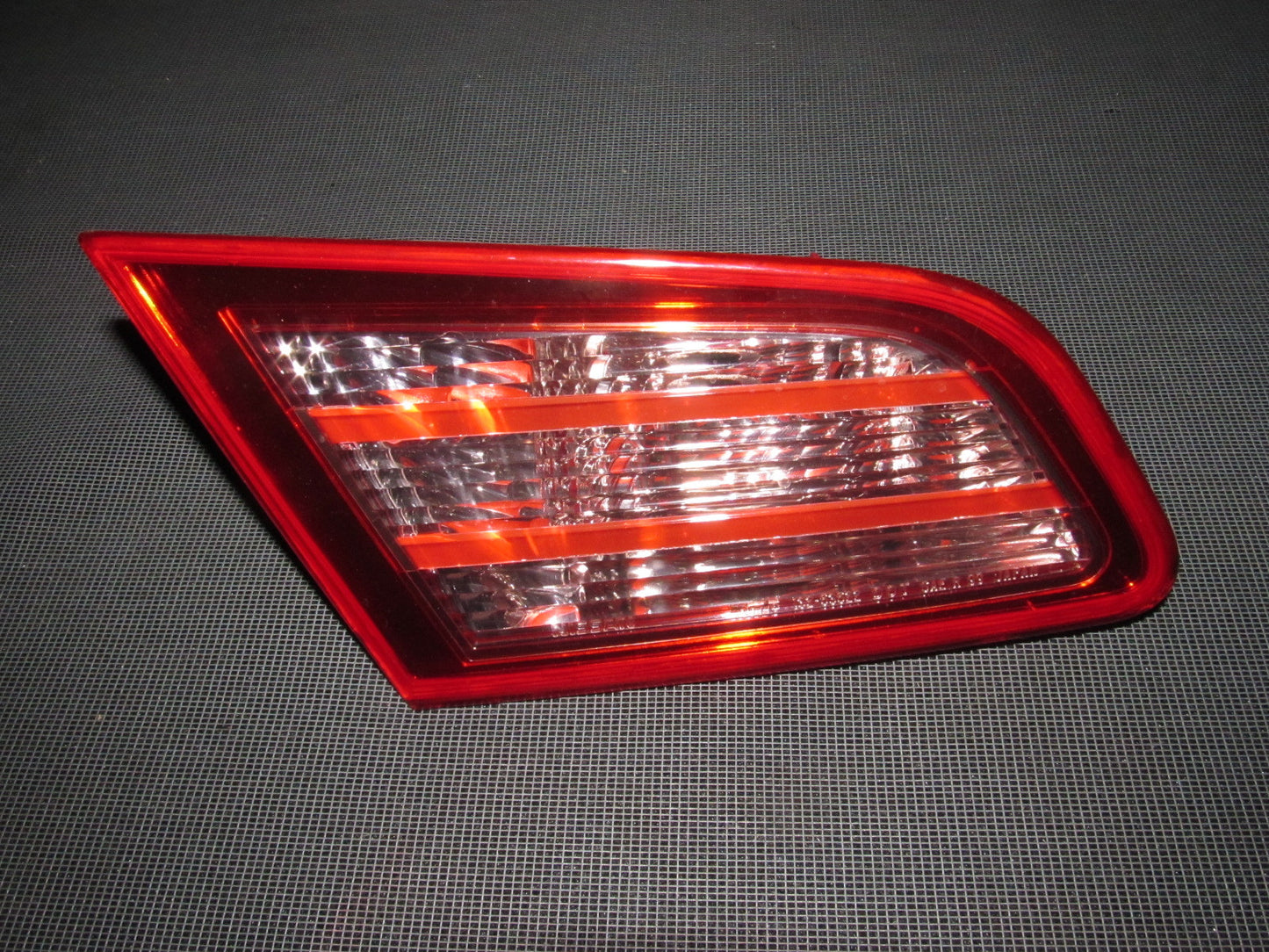 03 04 Infiniti G35 Sedan OEM Reverse Light - Left