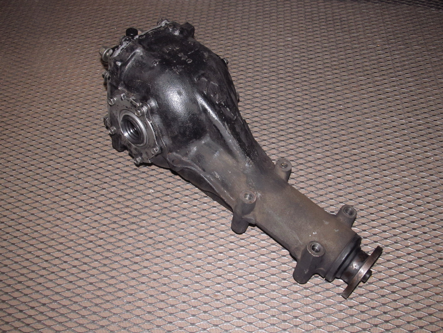 80 Datsun 280zx OEM Rear End Differential - R180