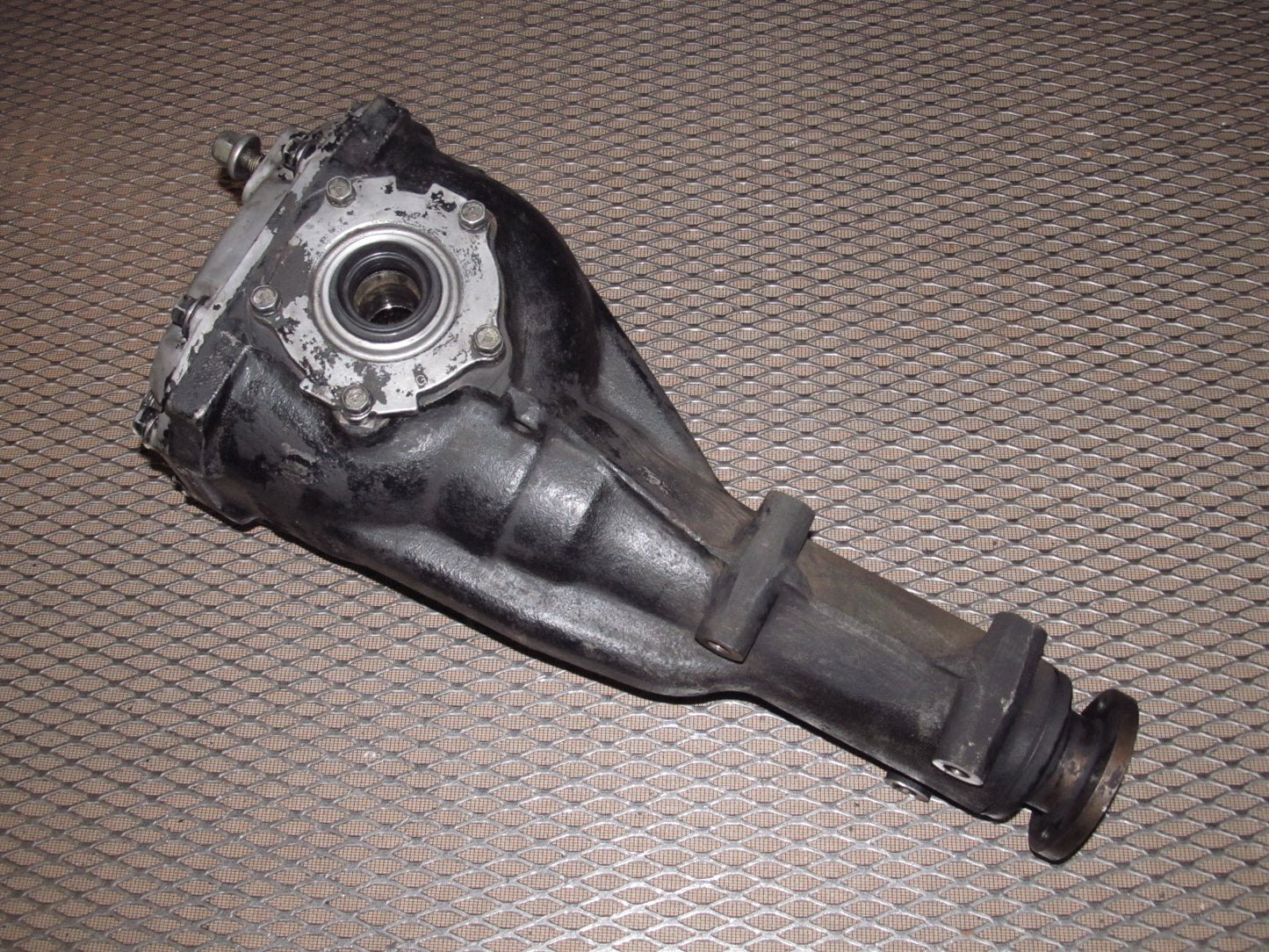 80 Datsun 280zx OEM Rear End Differential - R180