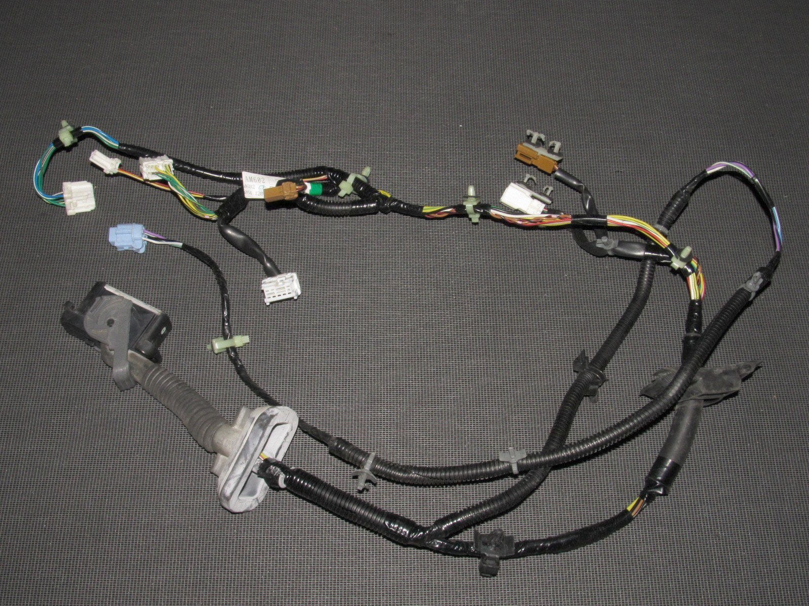 03 04 Infiniti G35 Sedan OEM Front Door Wiring Harness Right