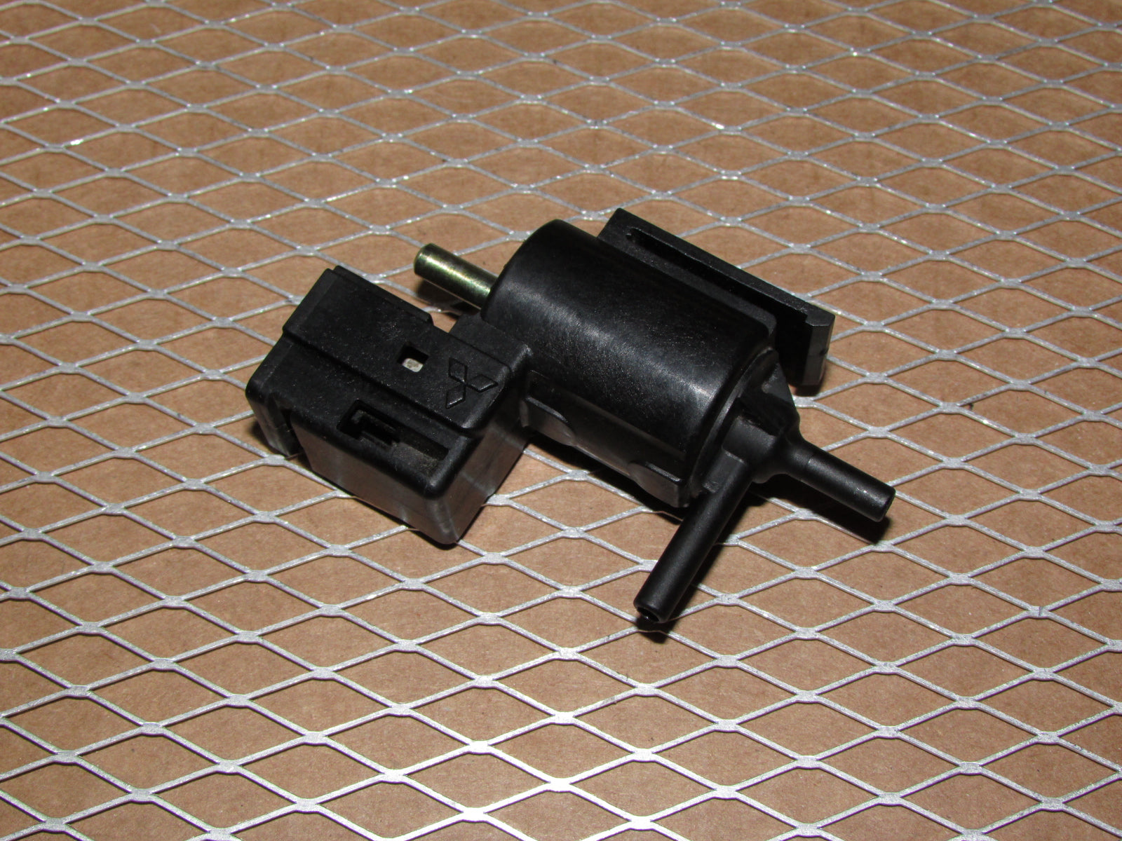 04 05 06 07 08 Mazda RX8 OEM Vacuum Solenoid K5T49091 KL01