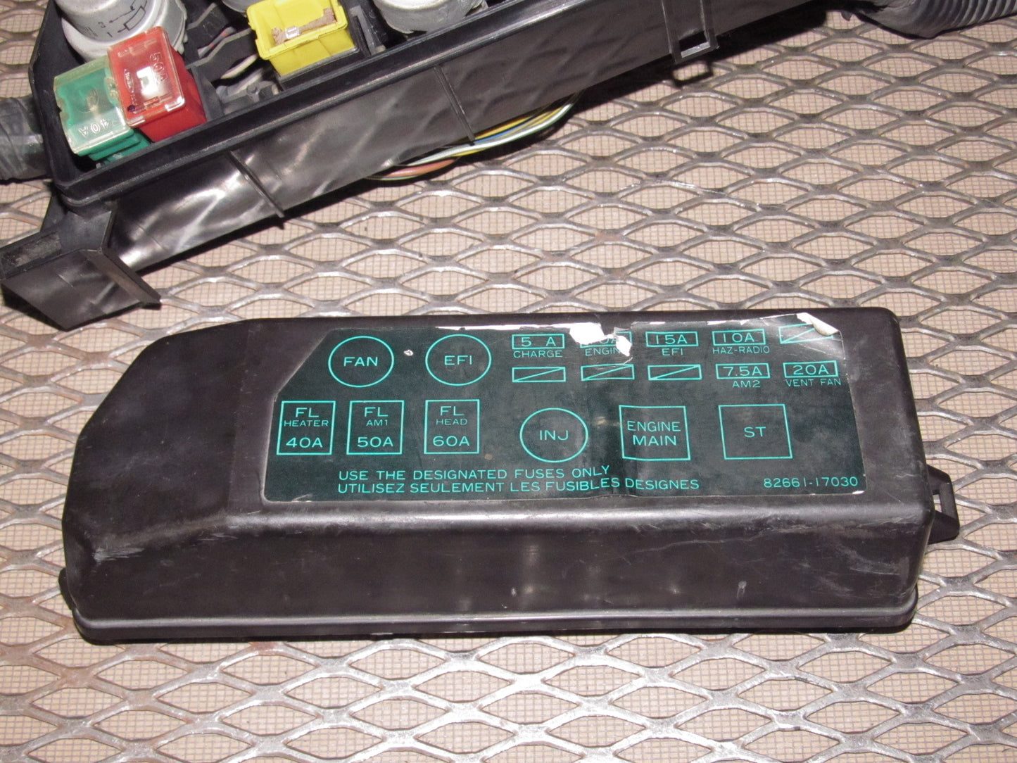 85 86 Toyota MR2 OEM Engine Fuse Box