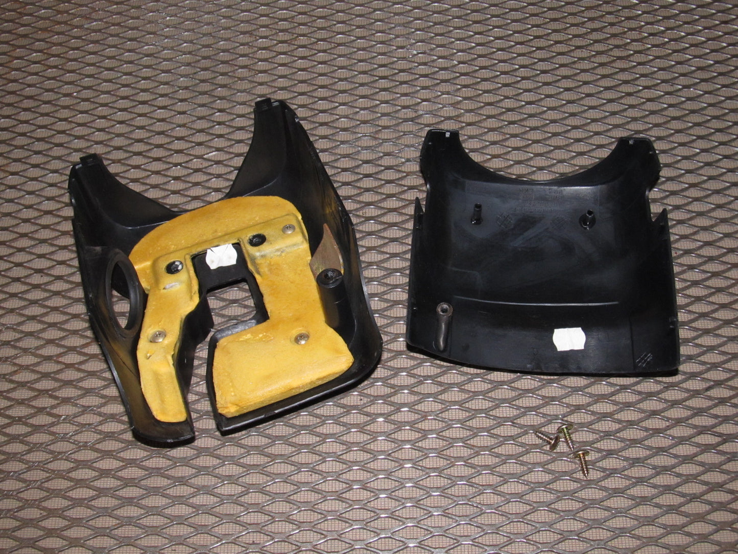 97 98 99 Mitsubishi Eclipse OEM Steering Column Cover