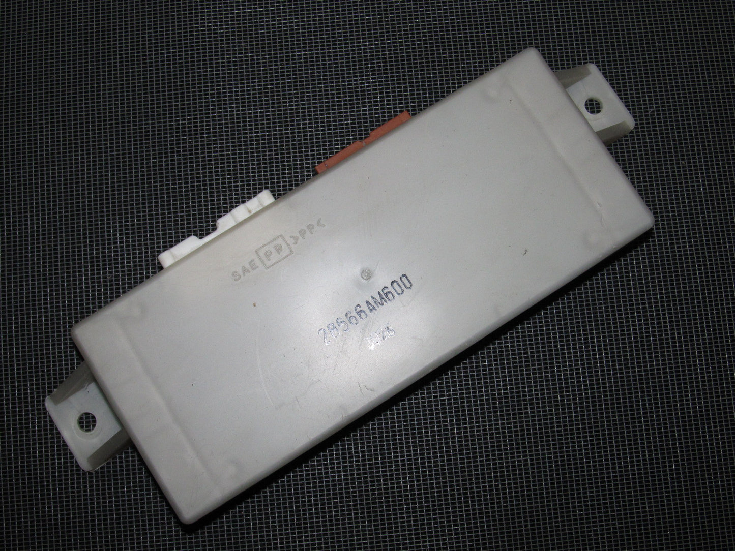 03-04 Infiniti G35 Sedan OEM Seat Computer Module - Front Left