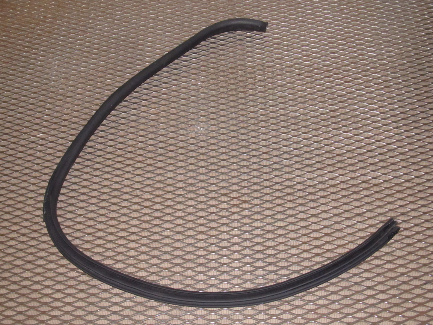 97 98 99 Mitsubishi Eclipse Convertible OEM Interior Door Chassis Belt Line Moulding - Left