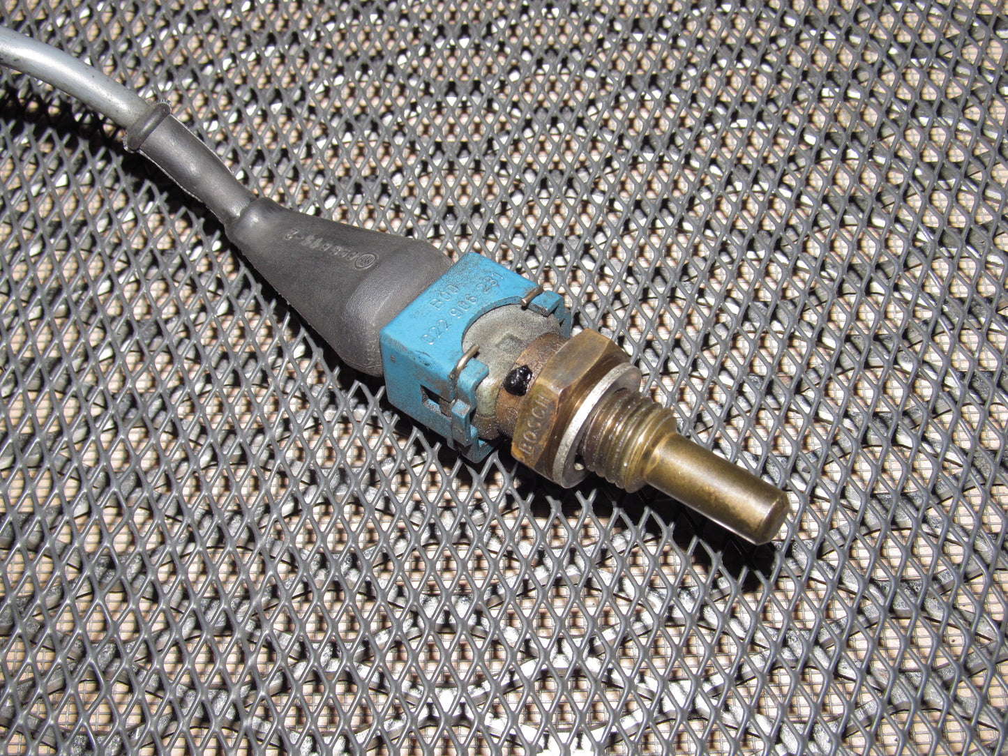 83-85 Porsche 944 OEM Engine Coolant Temperature Sensor