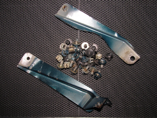 94-01 Acura Integra OEM Fender Bracket