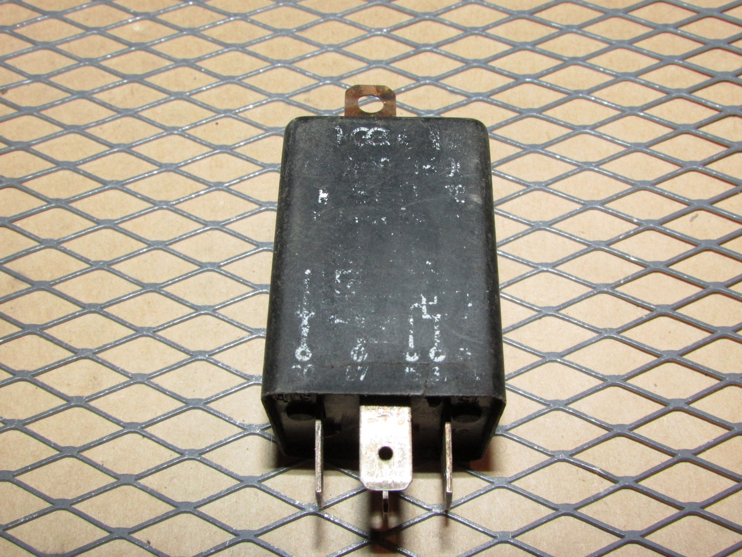 Audi & Volkswagen Relay 321 906 059 C