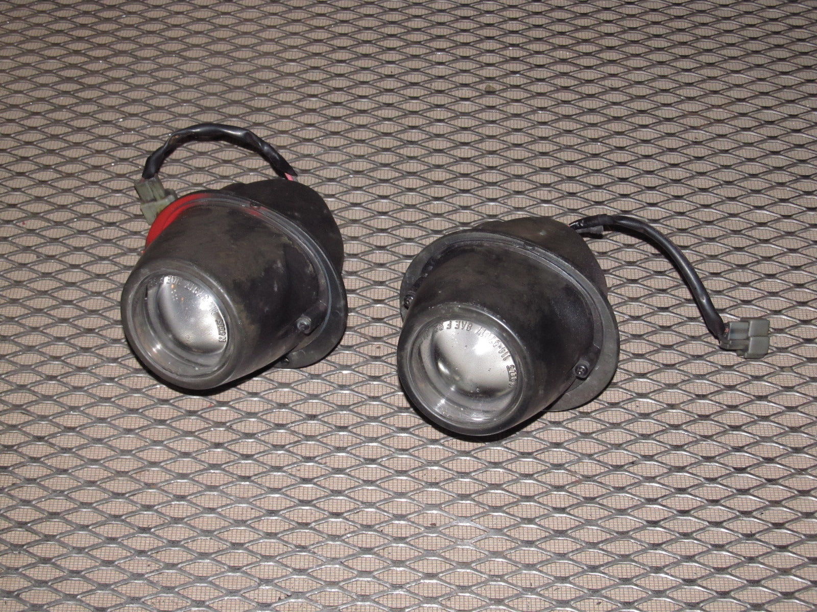 94 95 96 97 Mitsubishi 3000GT OEM Fog Light