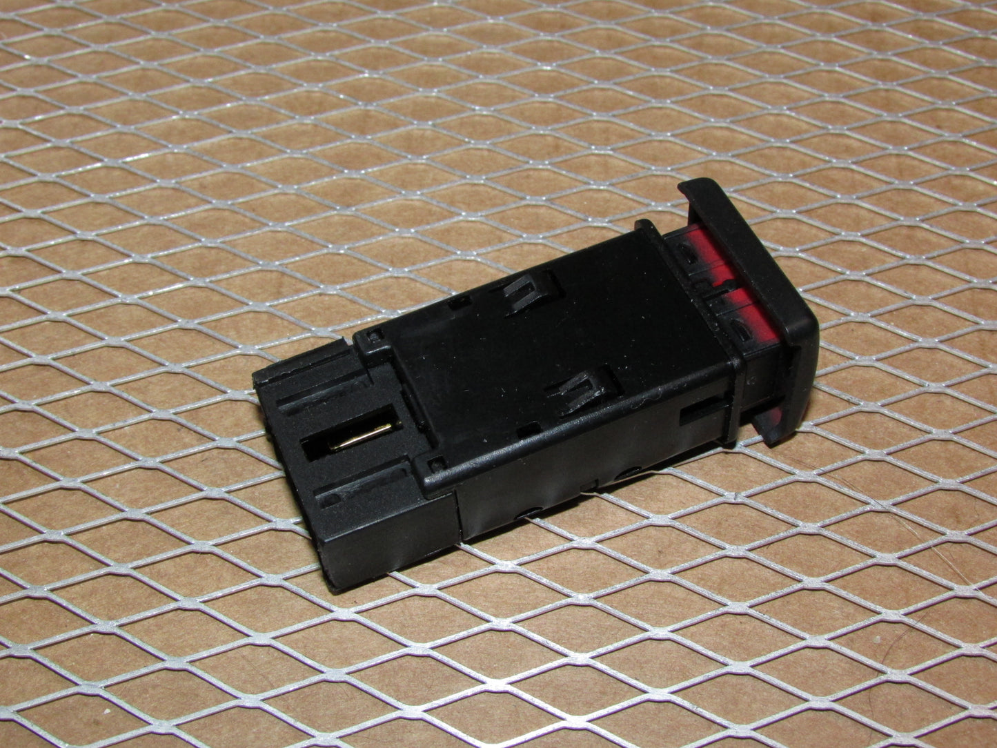 03 04 Land Rover Discovery 2 OEM HDC Hill Descent Control Switch