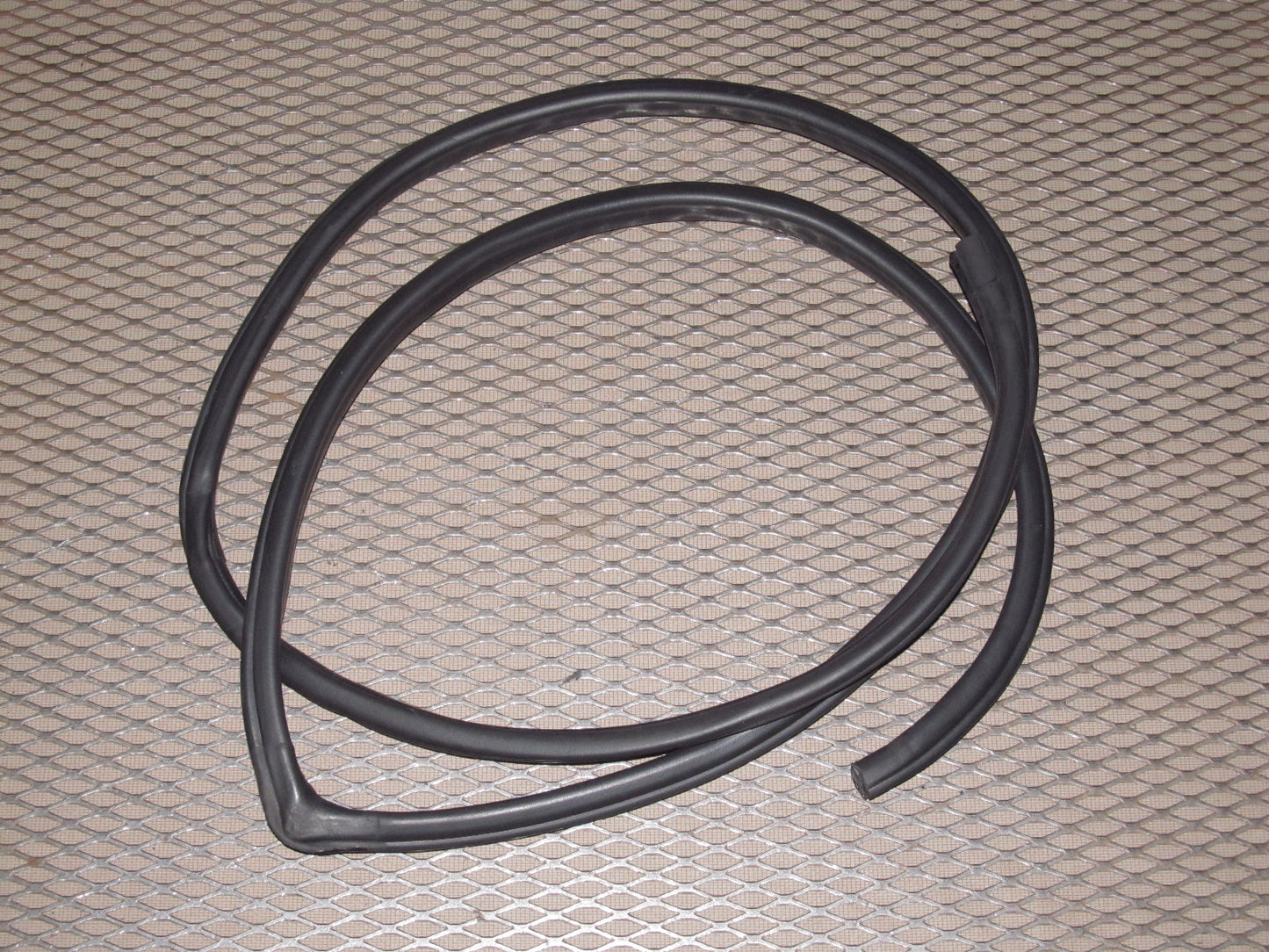 92-96 Honda Prelude OEM Chassis Weather Rubber Seal Stripping - Left