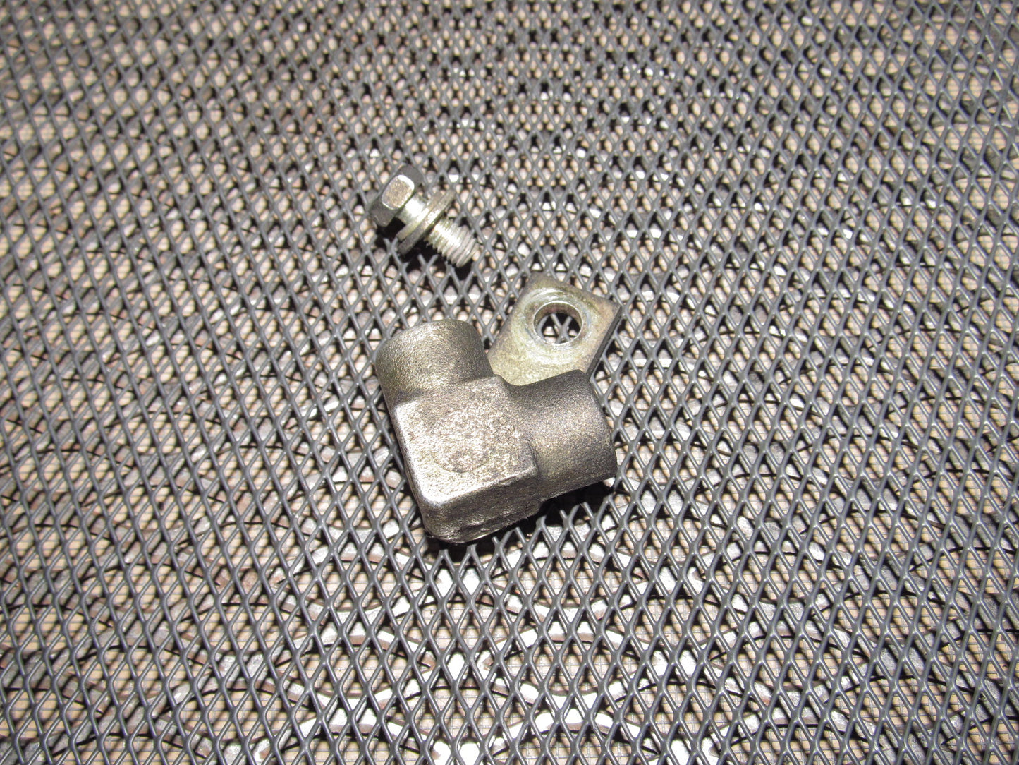 85 86 Toyota MR2 OEM Front Clutch Line Coupler Connector Valve