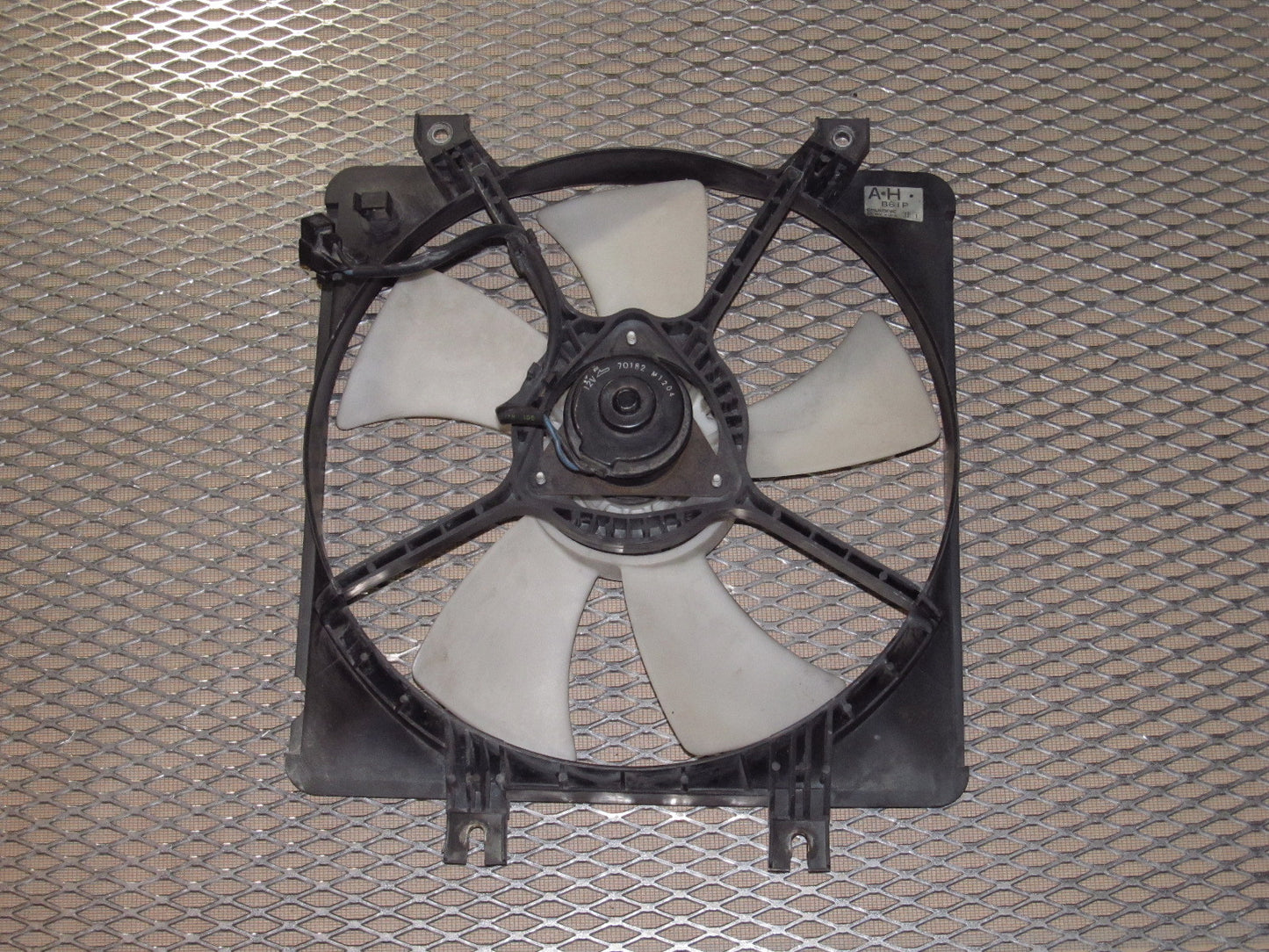 90 91 92 93 Mazda Miata OEM Radiator Fan - Left