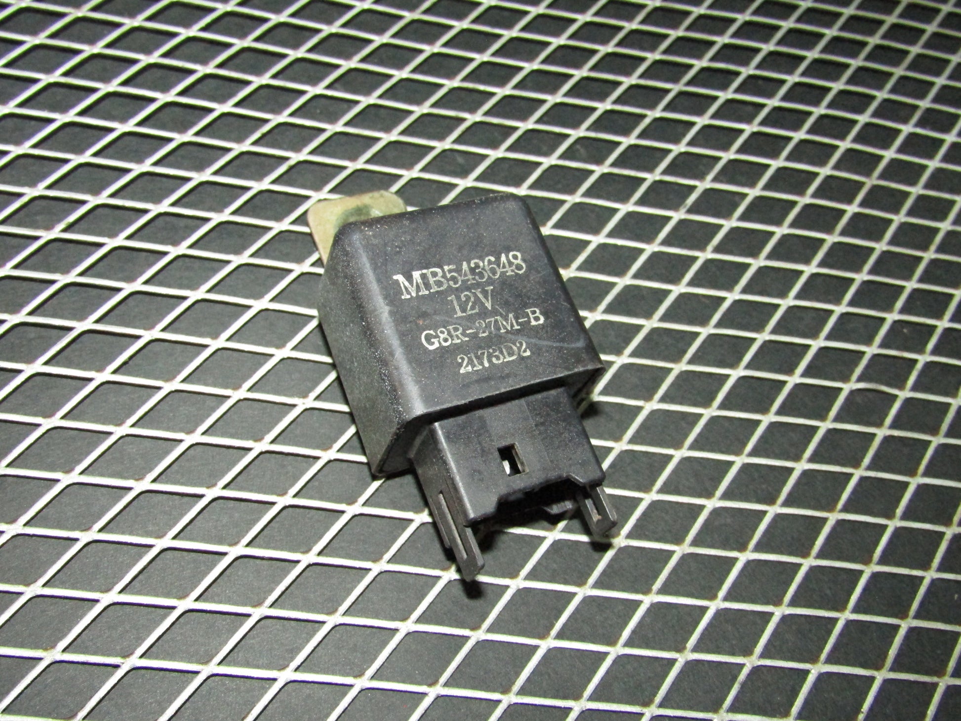 94-97 Mitsubishi 3000GT OEM MB543648 Relay