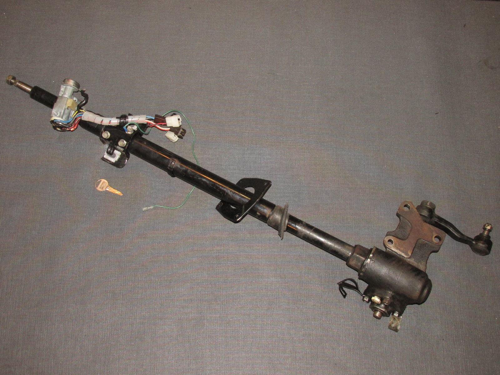 84 85 Mazda RX7 OEM Steering Gear Box With Column