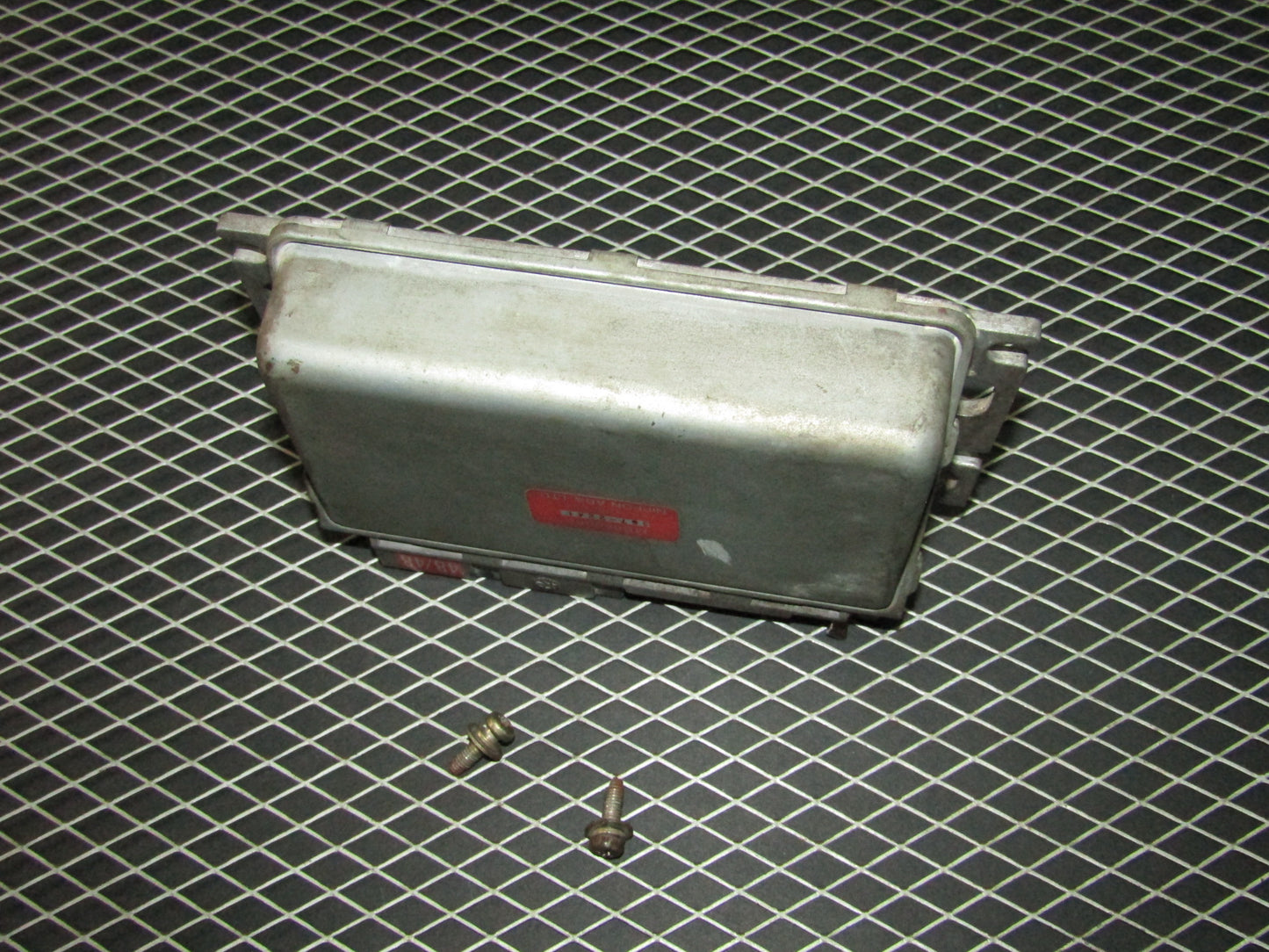 94 95 Mitsubishi 3000GT OEM ABS Computer MB686562