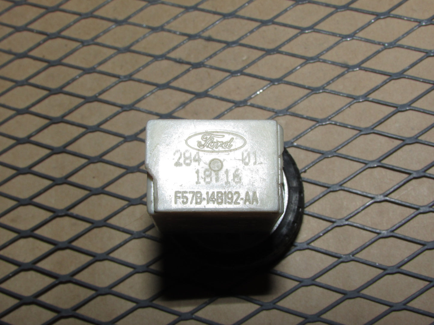 Ford Relay F57B-14B192-AA