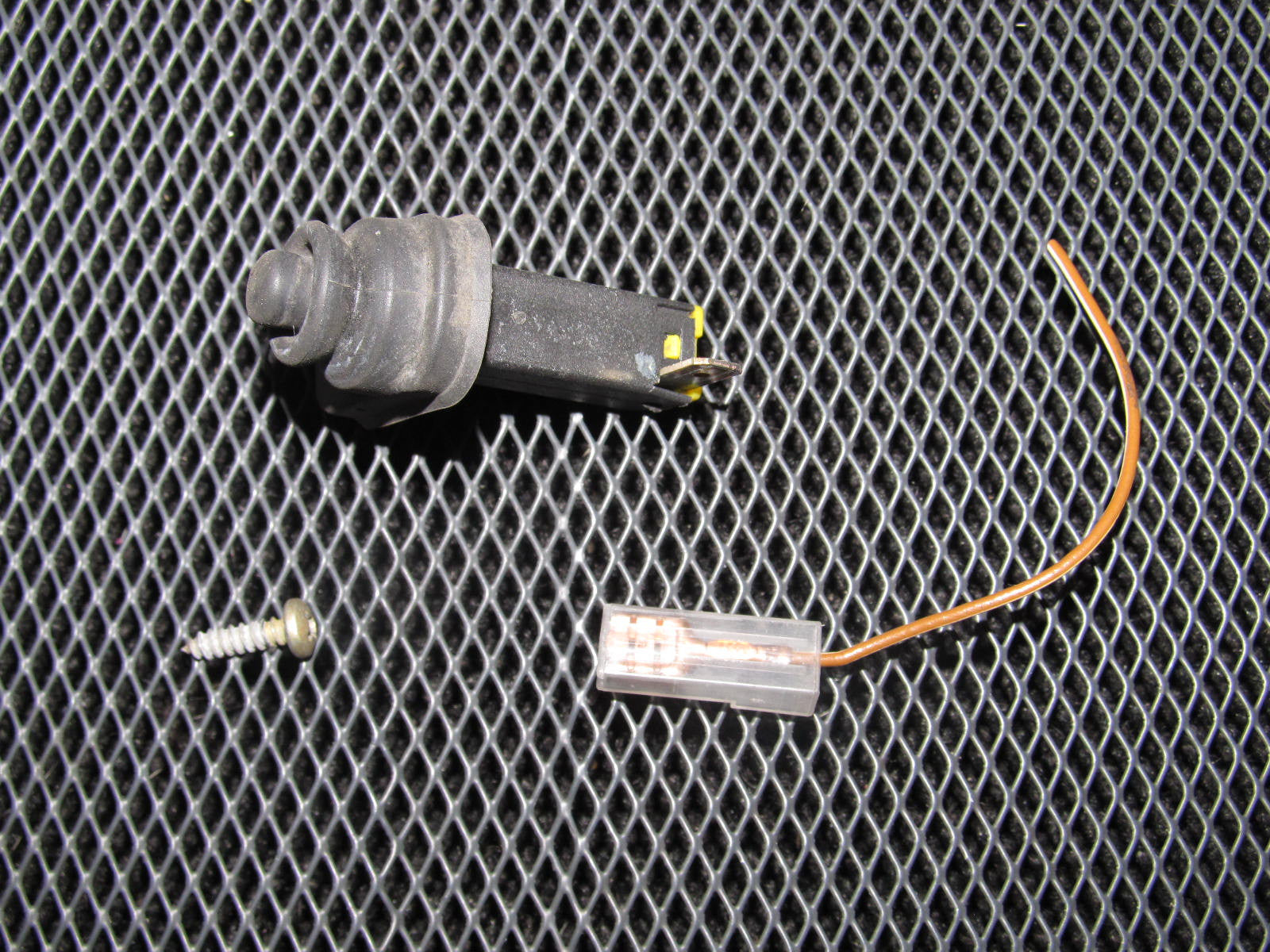 96-01 Audi A4 OEM Rear Door Ajar Switch