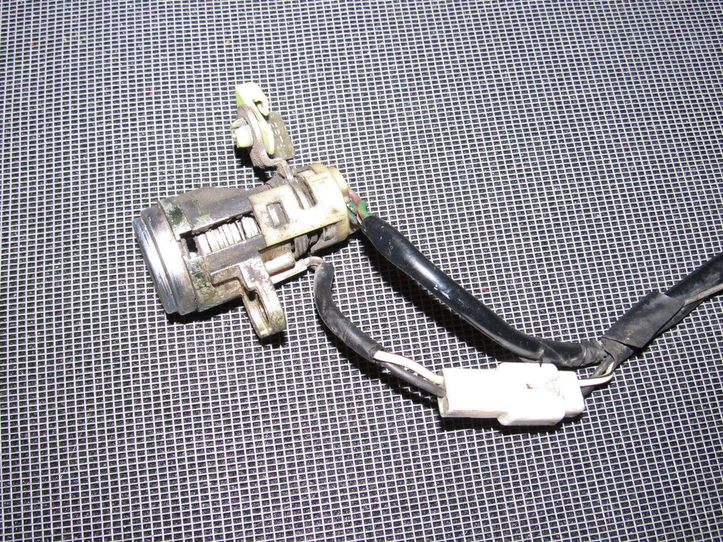 89 90 91 92 Toyota Supra OEM Door Tumbler Lock - Left