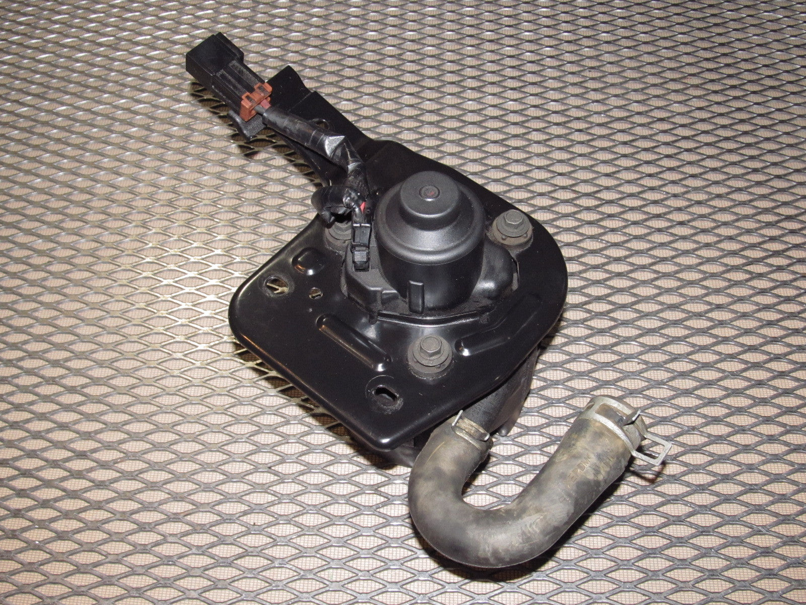 04 05 06 07 08 Mazda RX8 OEM Electric Air Pump