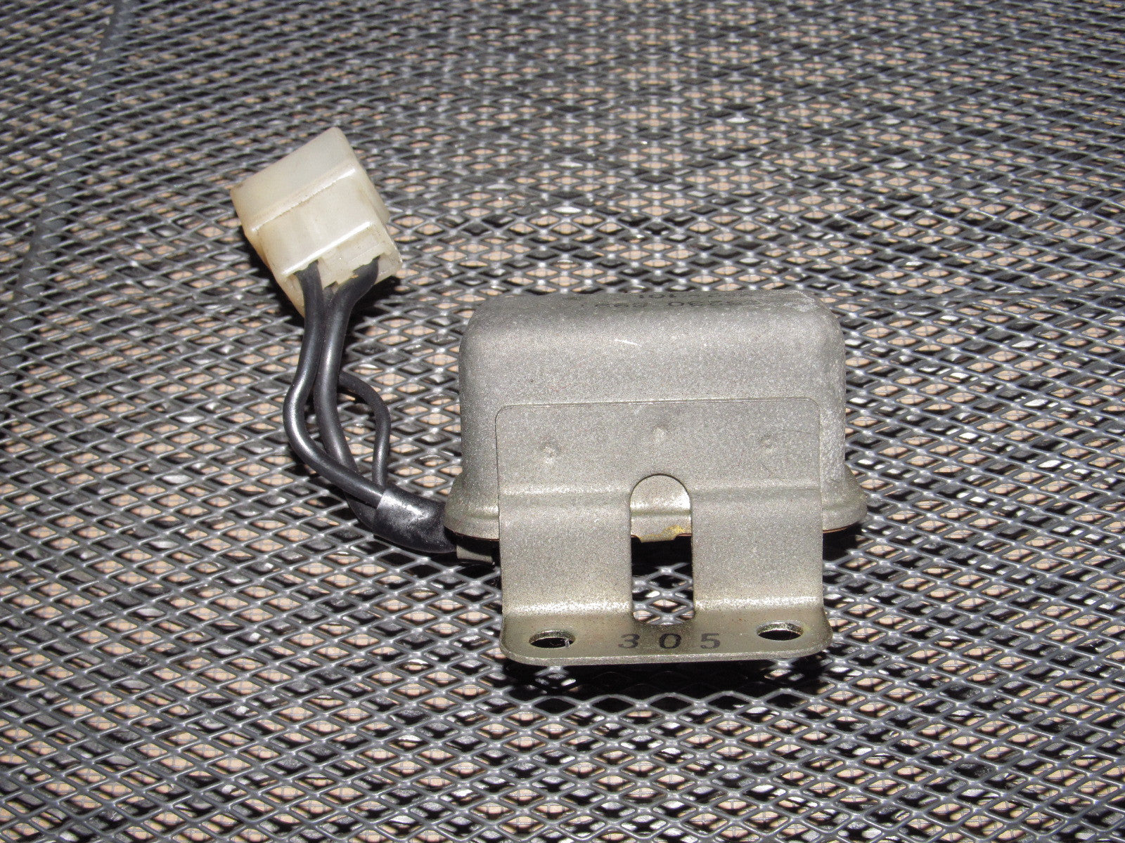 72 73 Datsun 240z OEM Relay - 25230 89914