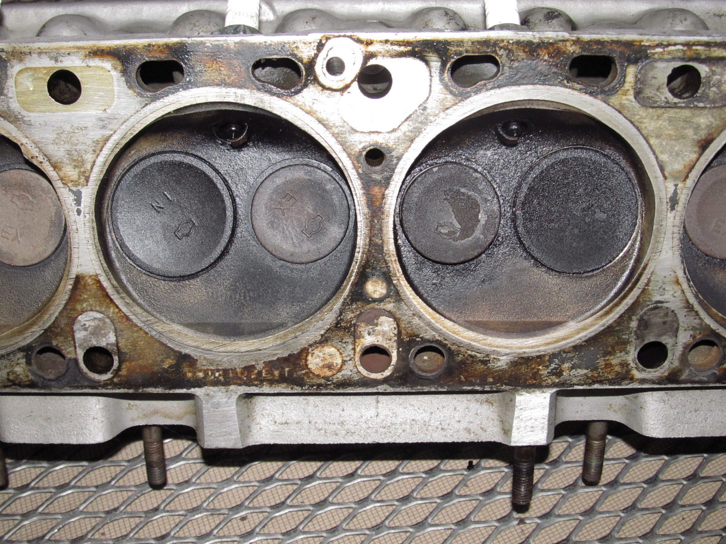 72 73 Datsun 240z OEM Engine 2.4 I6 Cylinder Head - E88