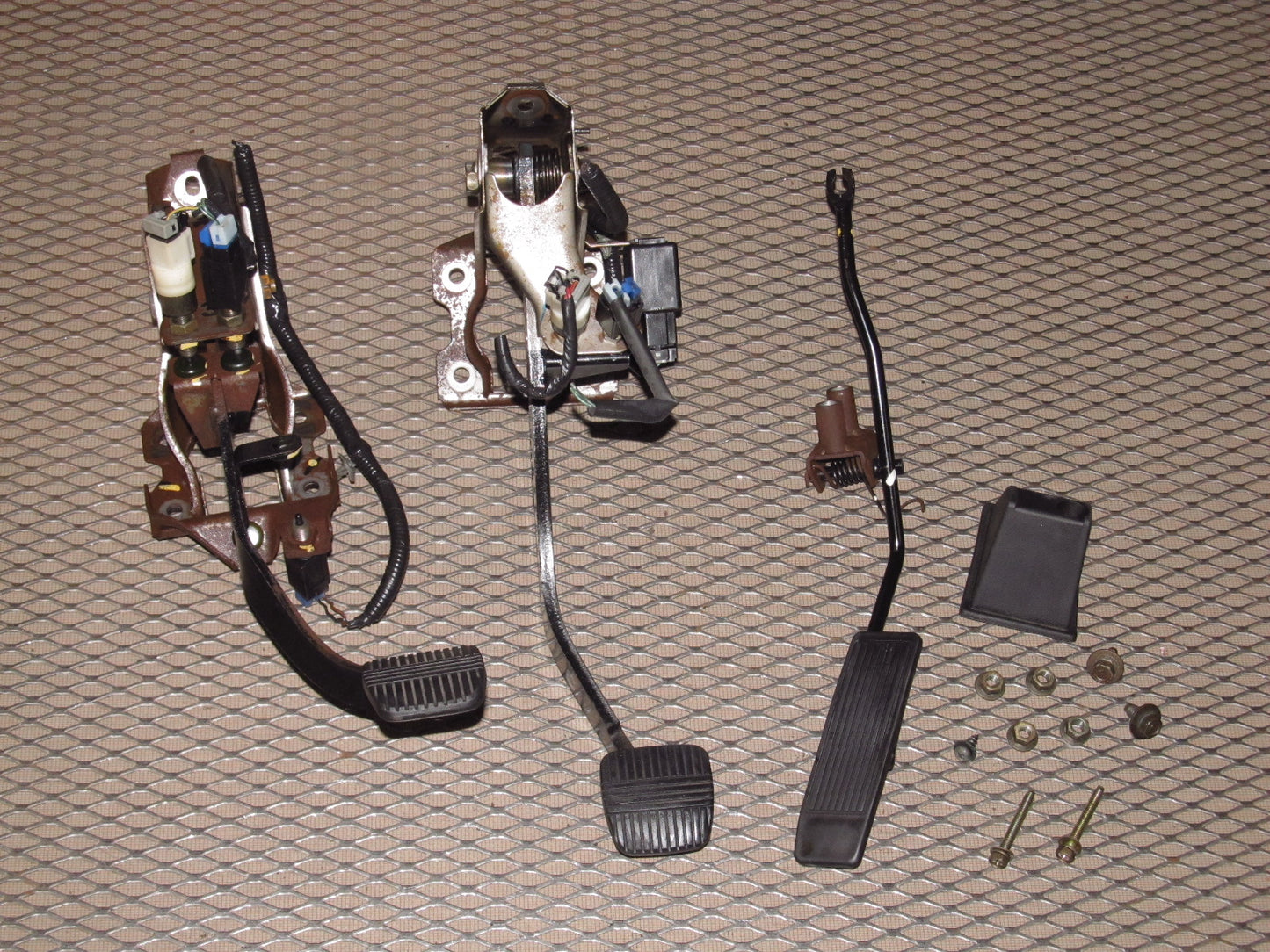 90-96 Nissan 300zx OEM M/T Pedal Assembly - Twin Turbo