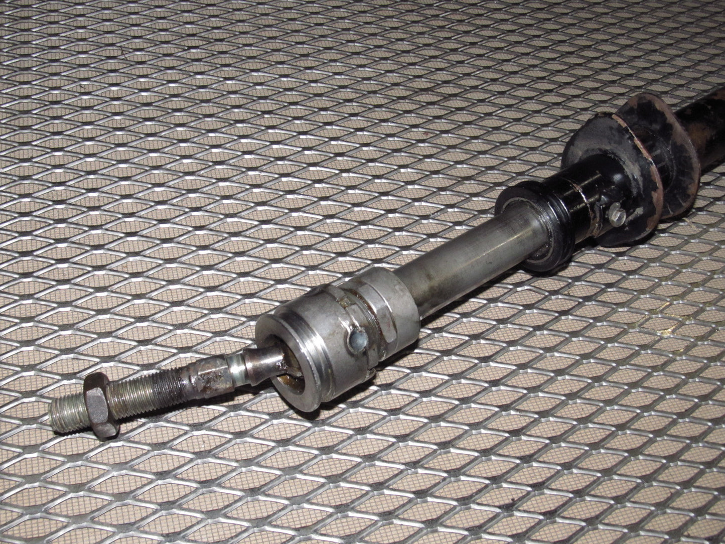 72 73 Datsun 240z OEM Steering Rack