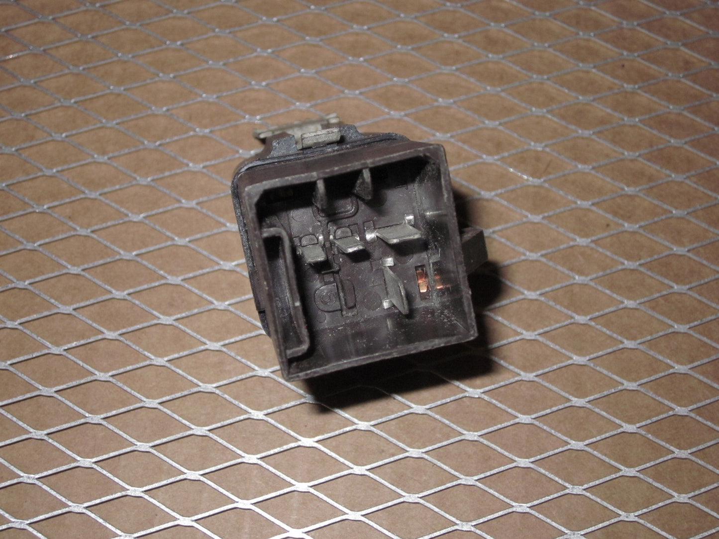 Ford Relay E3EF-12A646 BA/2261-2