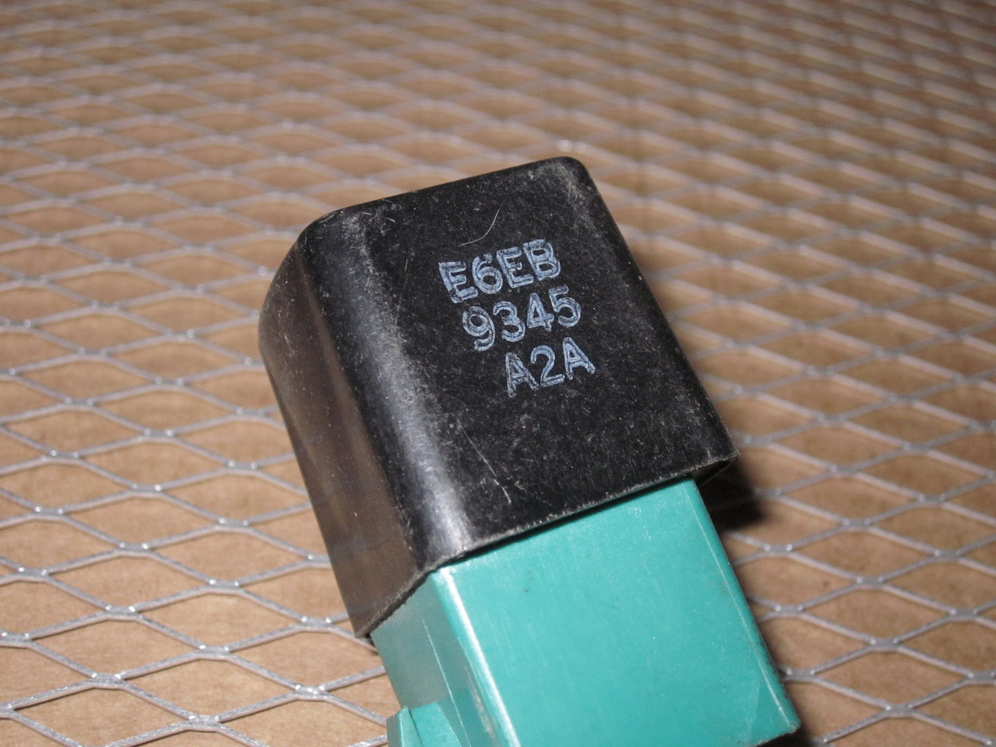 Ford Relay E6EB 9345 A2A