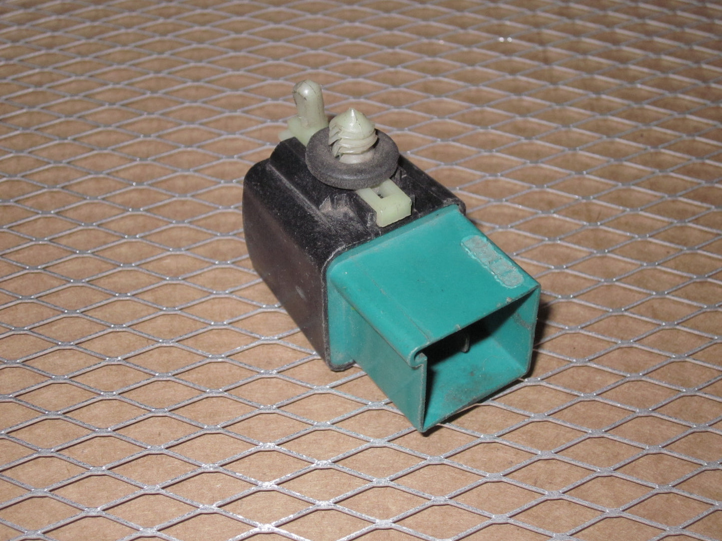 Ford Relay E6EB 9345 A2A