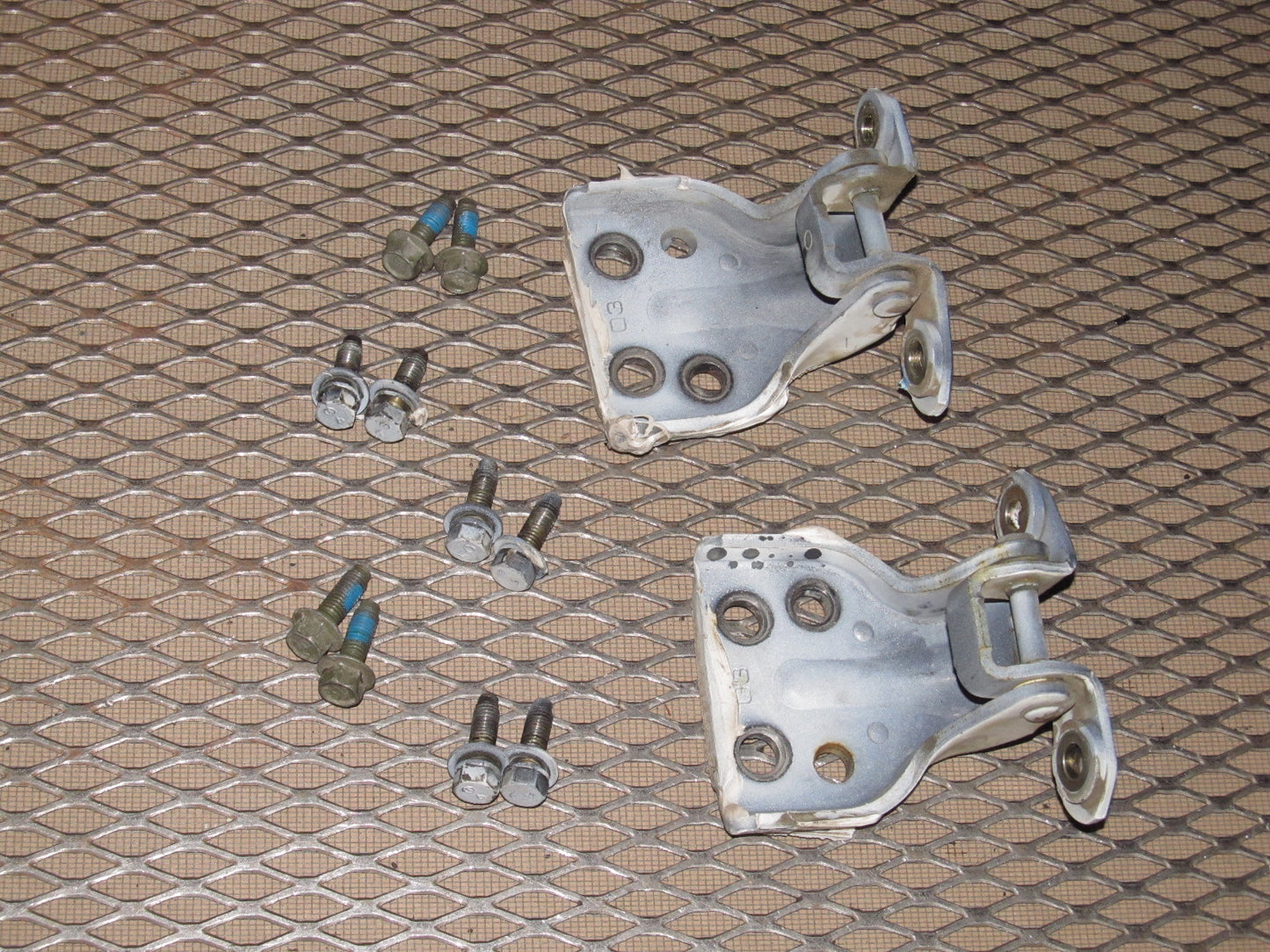 90-96 Nissan 300zx OEM Door Hinges - Right Set