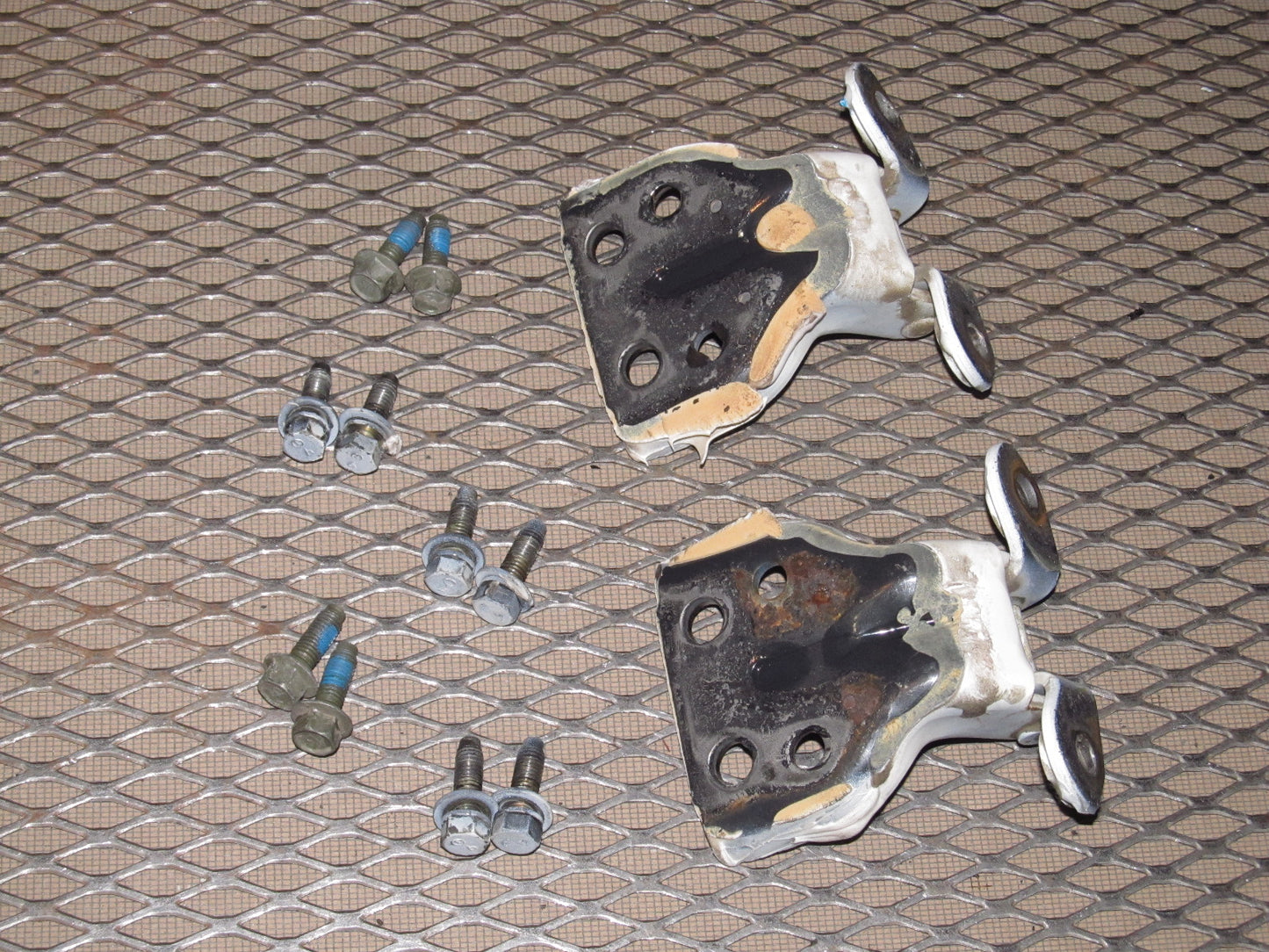 90-96 Nissan 300zx OEM Door Hinges - Right Set