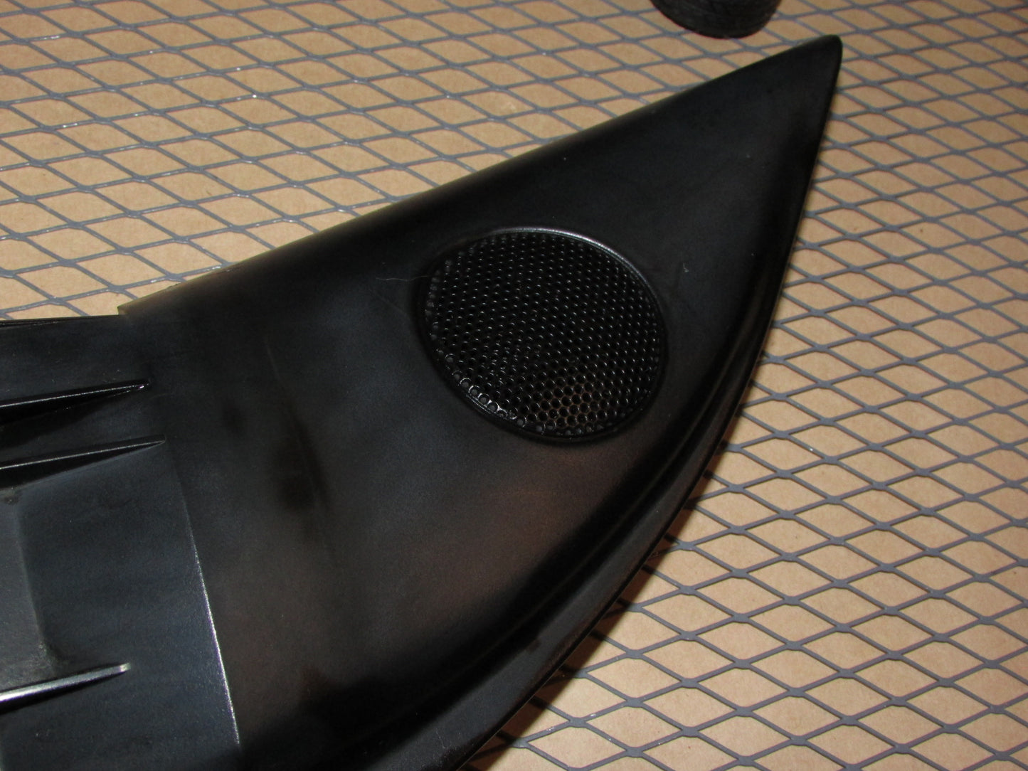 99-05 Volkswagen Passat OEM Front Interior Tweeter Speaker & Cover Trim - Left