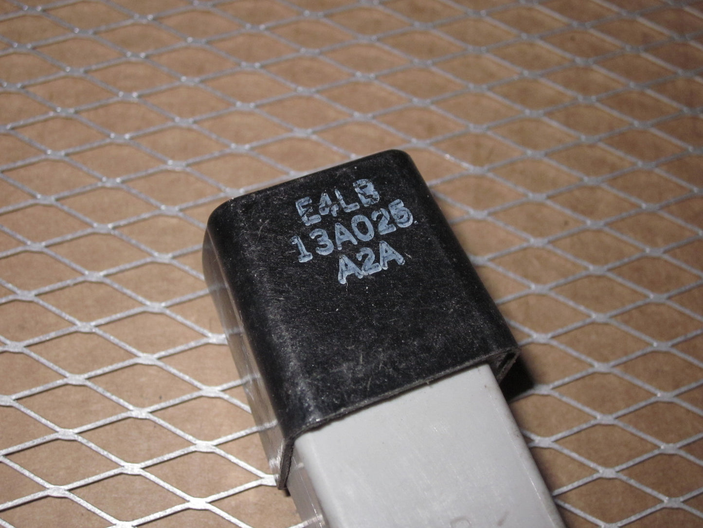 Ford Relay E4LB 13A025 A2A