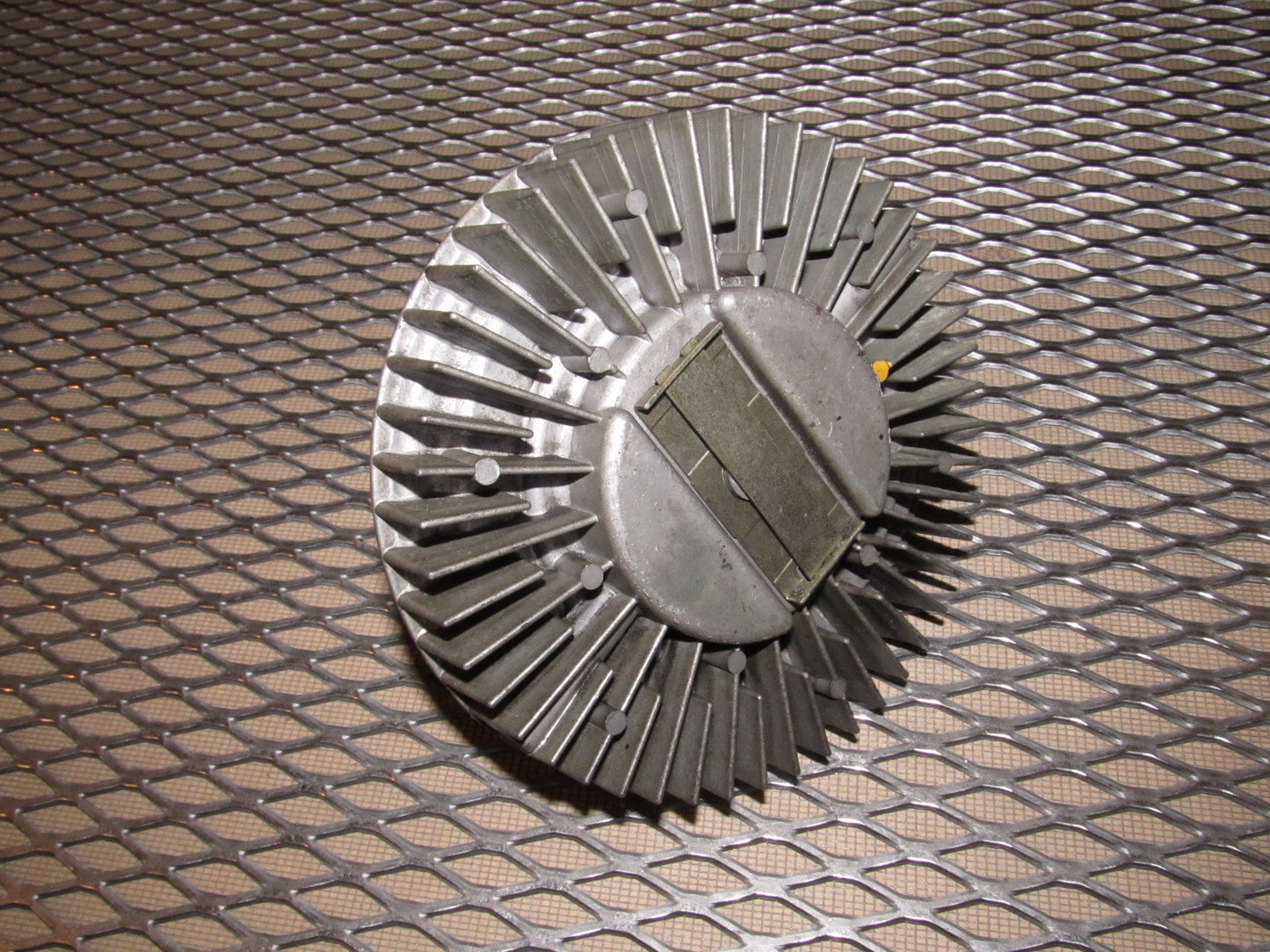 86 87 88 Mazda RX7 OEM Engine Fan Clutch