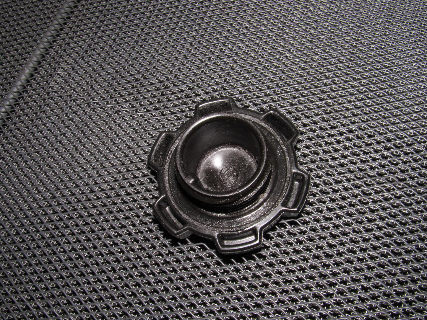 85 86 87 88 89 Toyota MR2 OEM Engine Oil Cap