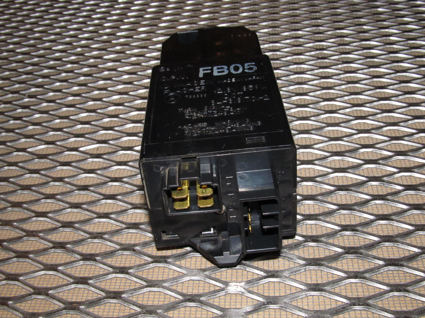 86 87 88 Mazda RX7 OEM Flasher Relay Unit