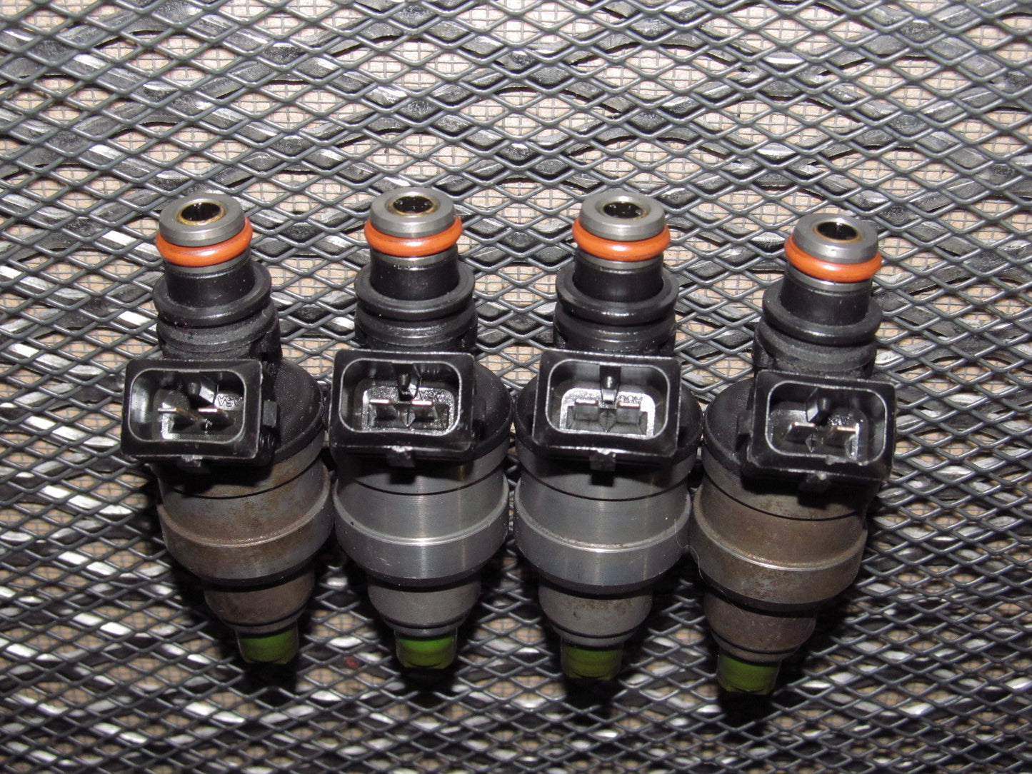 97 98 99 Mitsubishi Eclipse OEM Turbo Fuel Injector Set