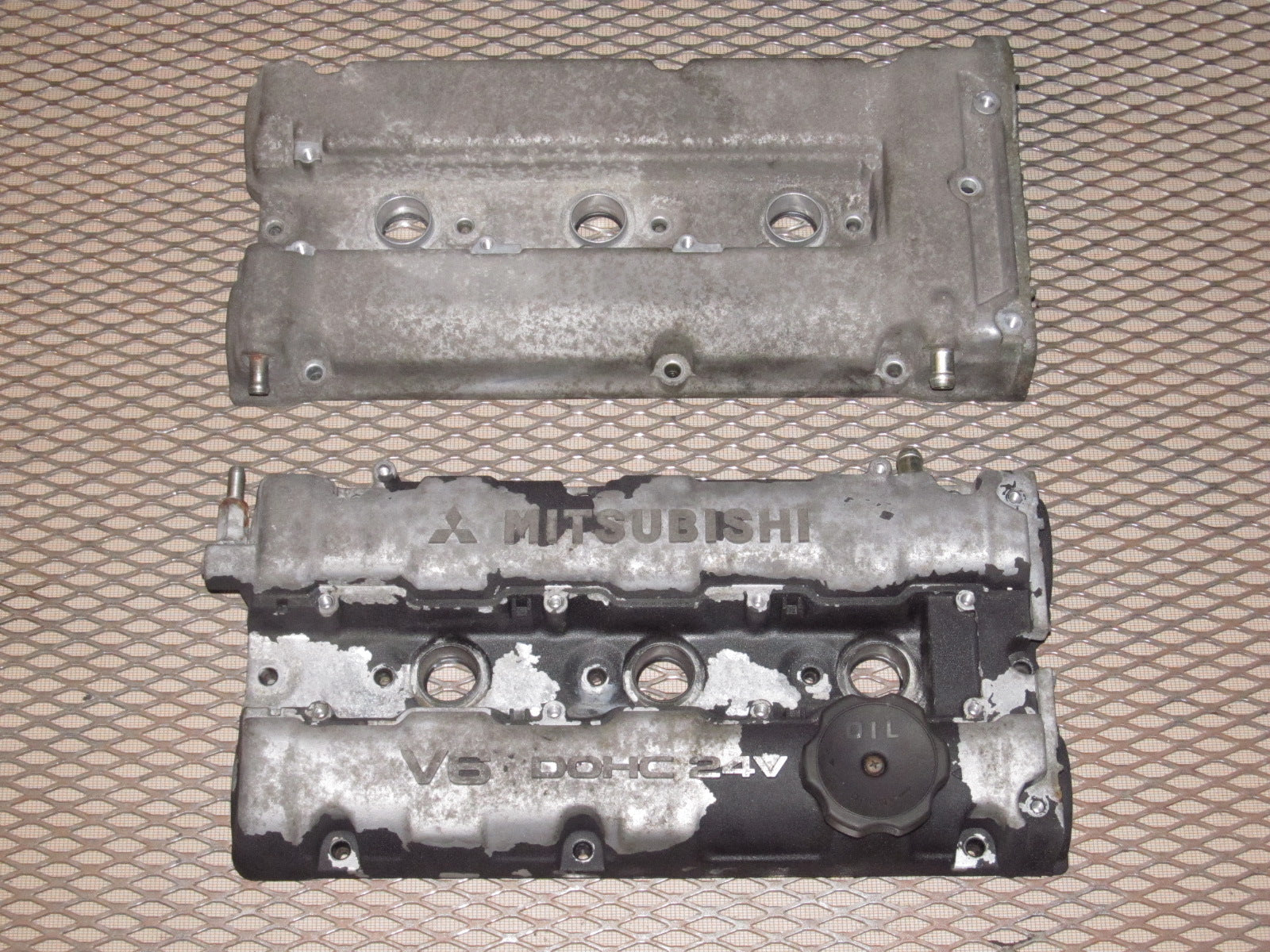 94 95 96 97 Mitsubishi 3000GT OEM Engine Valve Cover - DOHC NA