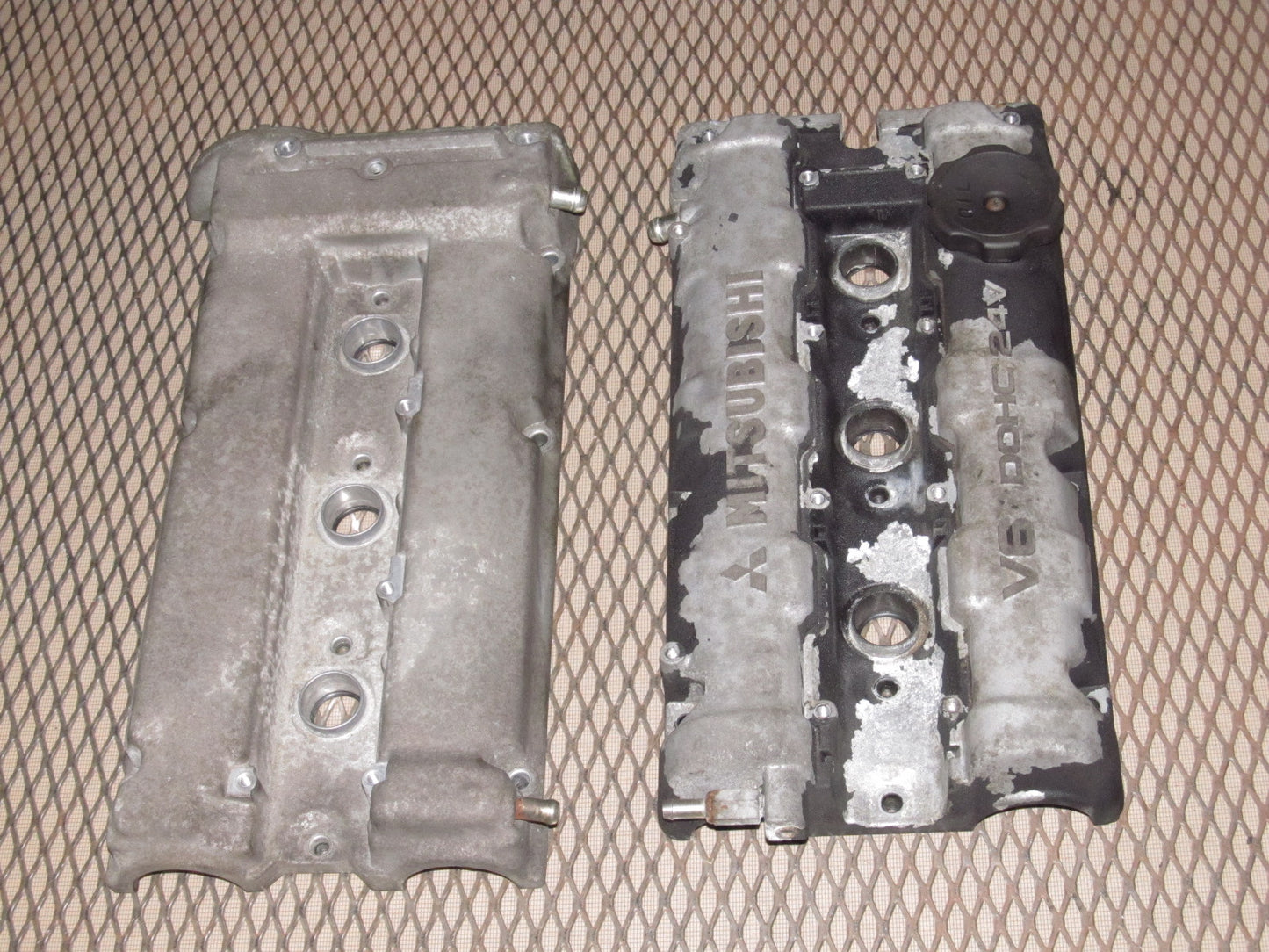 94 95 96 97 Mitsubishi 3000GT OEM Engine Valve Cover - DOHC NA