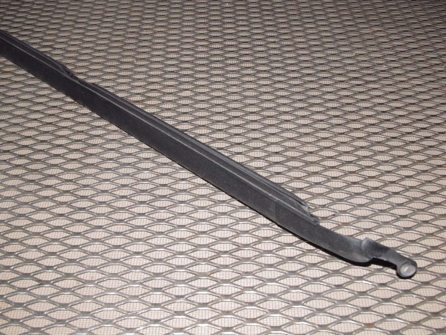 90-93 Mazda Miata OEM Exterior Door Window Guide Moulding - Right