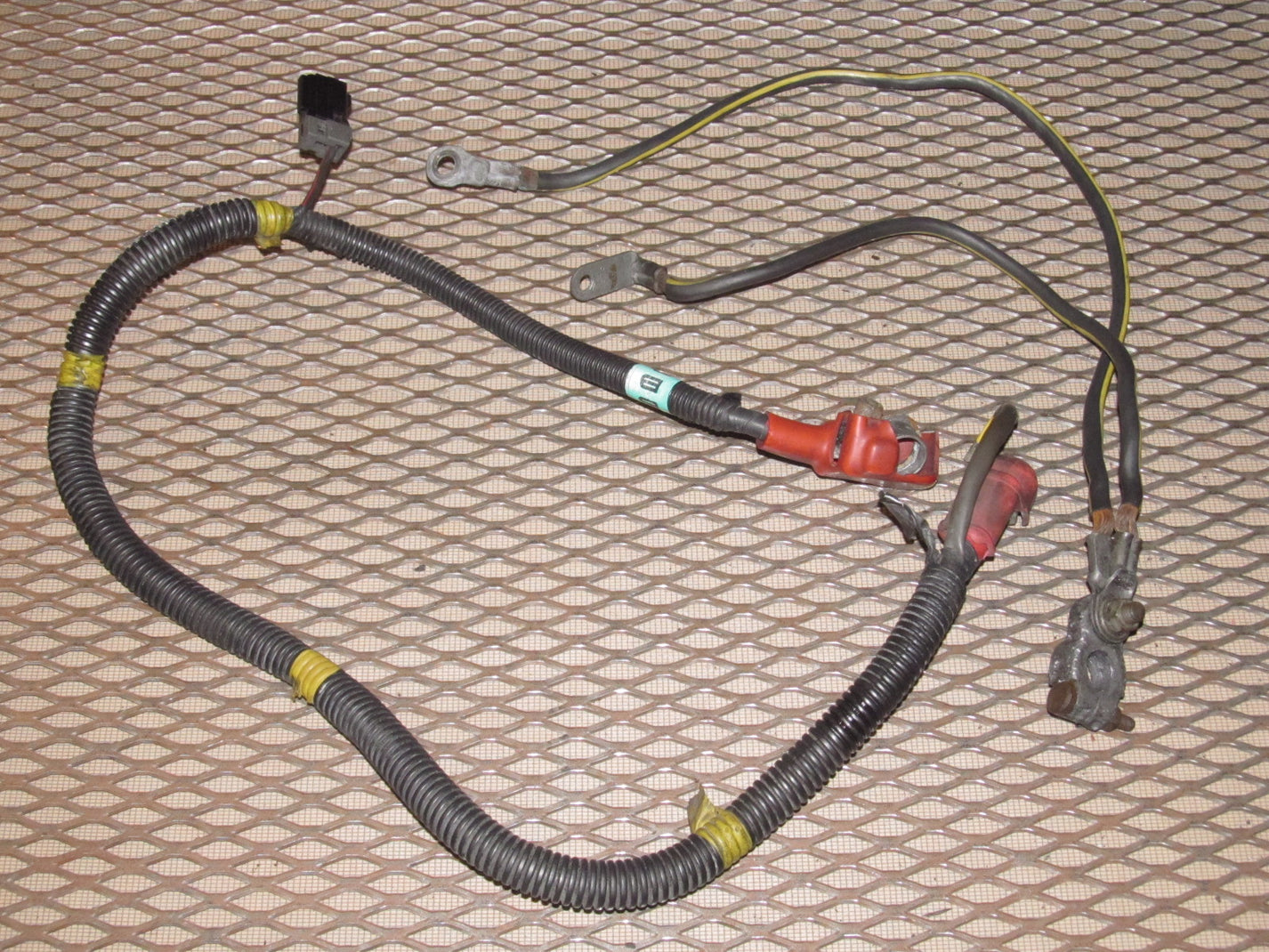 94 95 96 97 Mitsubishi 3000GT OEM Battery Cable - DOHC NA – Autopartone.com