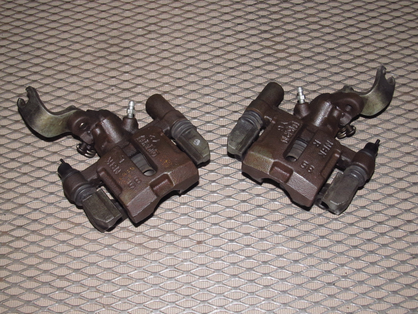 90-93 Mazda Miata OEM Rear Brake Caliper Set