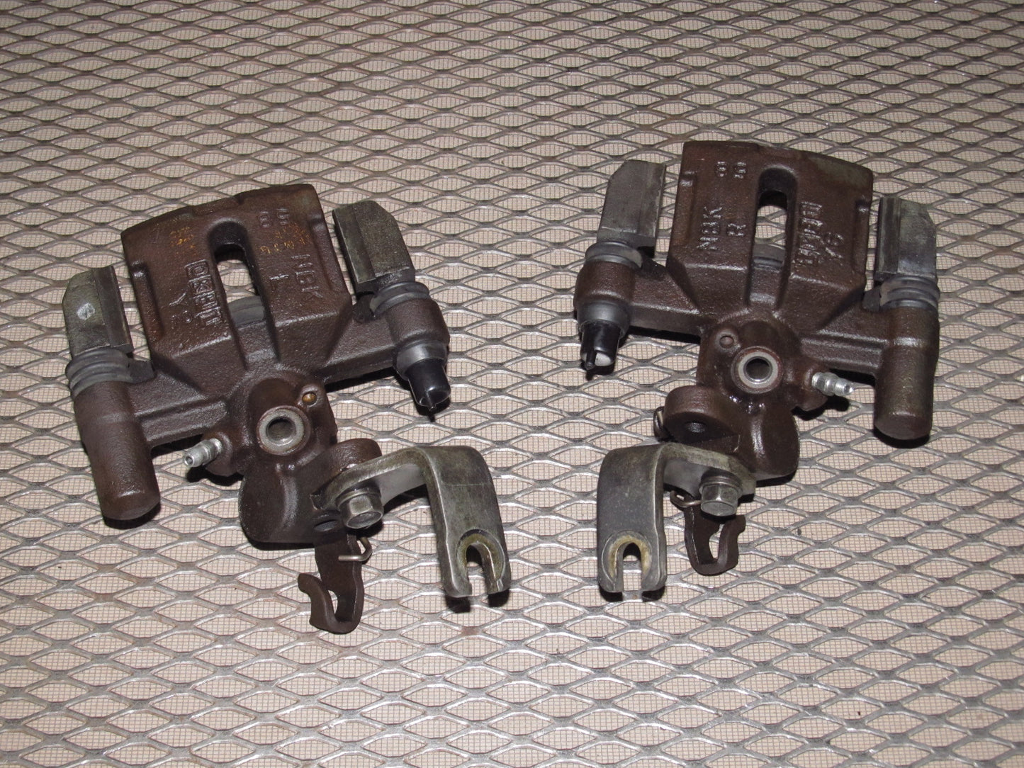 90-93 Mazda Miata OEM Rear Brake Caliper Set