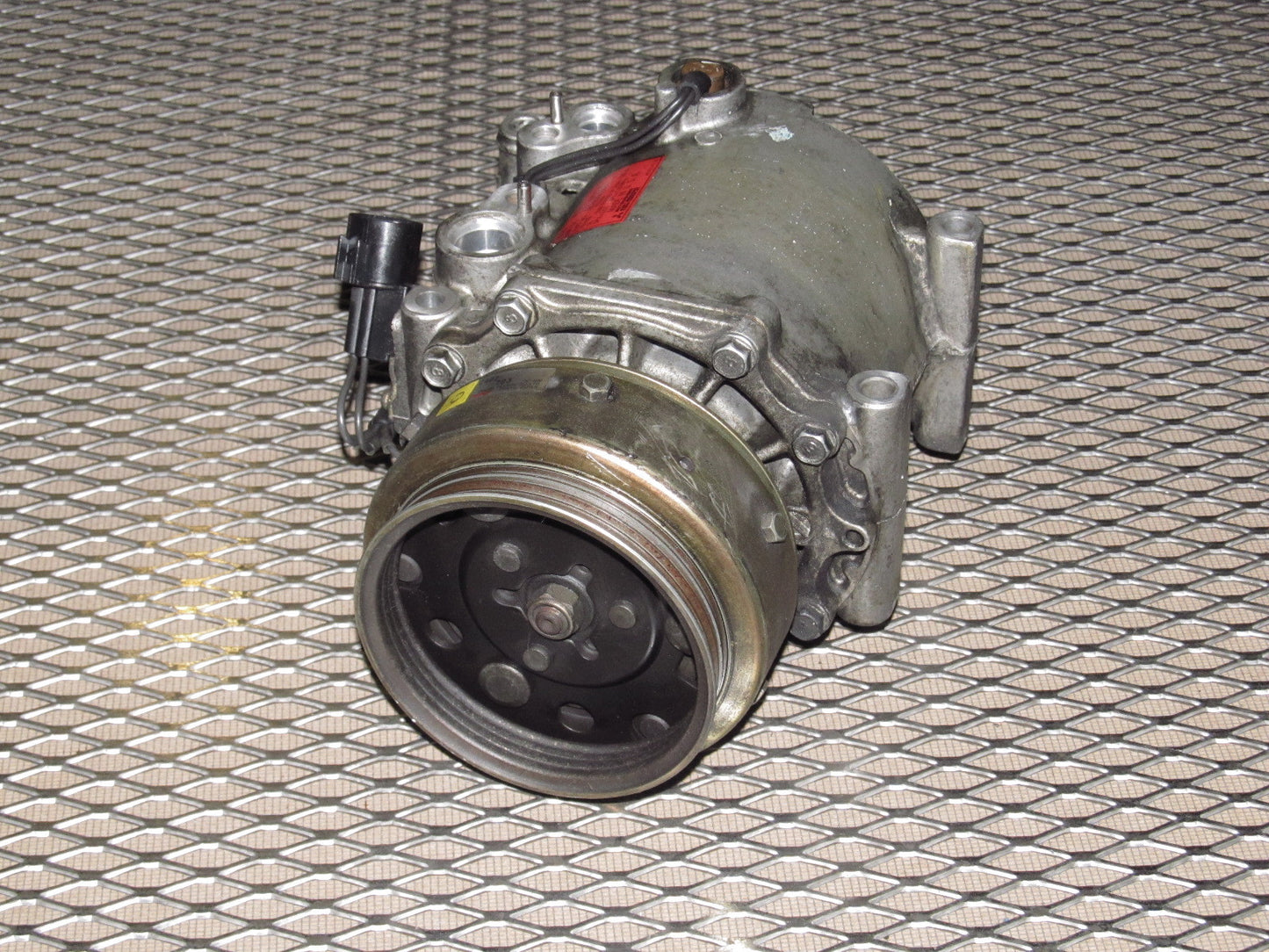 97 98 99 Mitsubishi Eclipse OEM A/C Compressor & Clutch - Turbo