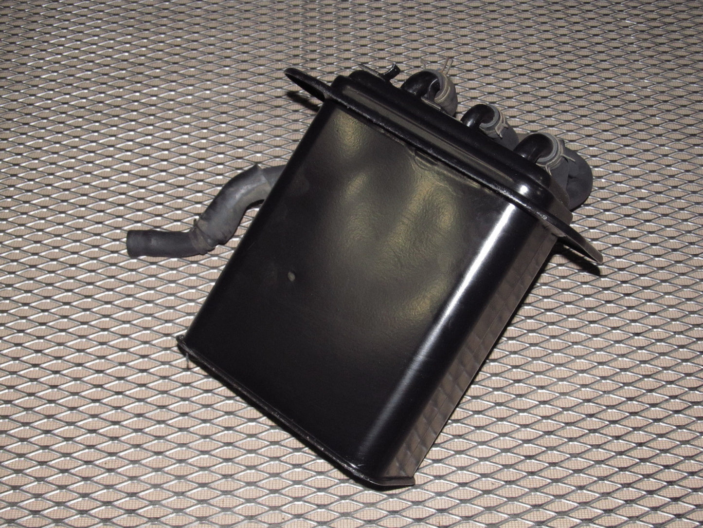 97 98 99 Mitsubishi Eclipse OEM GST Turbo Evap Purge Tank