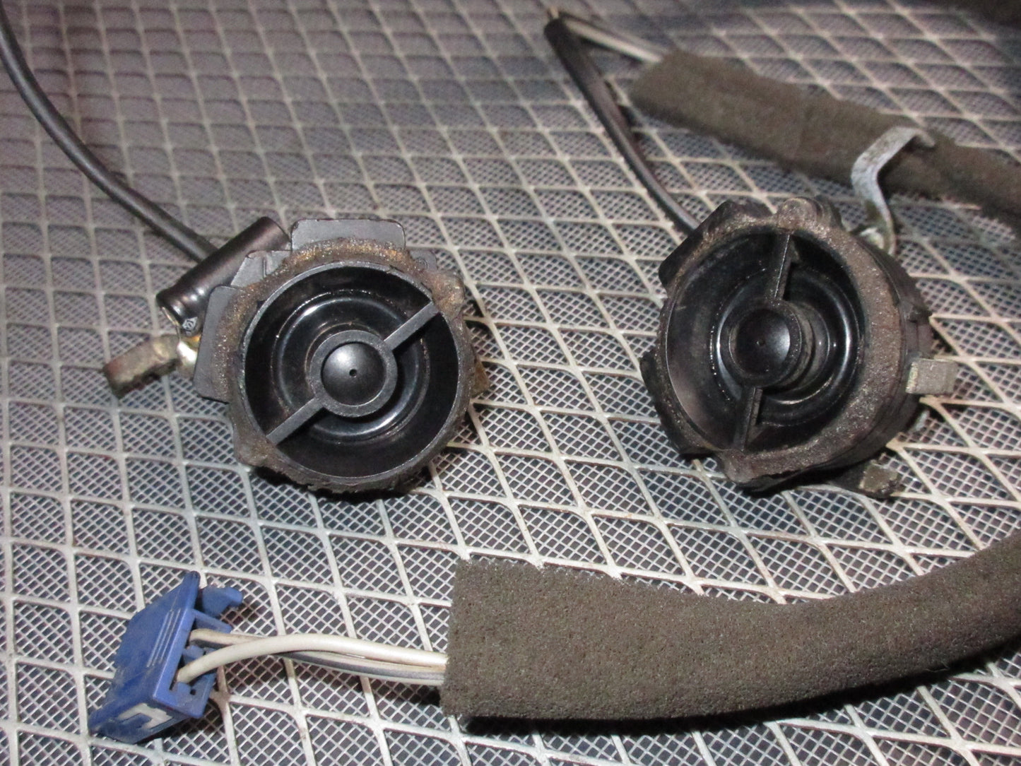 92 93 Lexus ES300 OEM Front Tweeter Speaker - Set